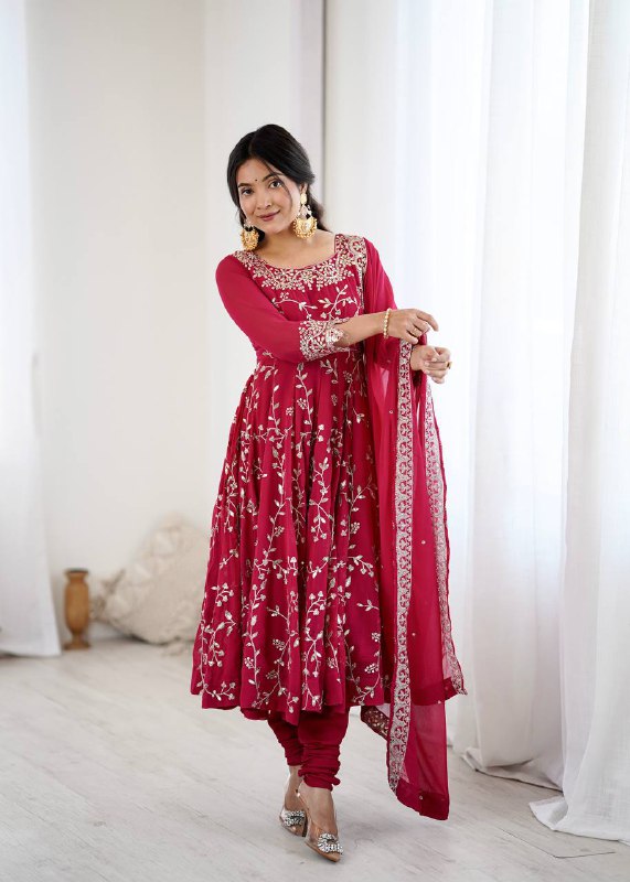 Prazu Fashion Pink Georgette Embroidered Designer Anarkali Gown
