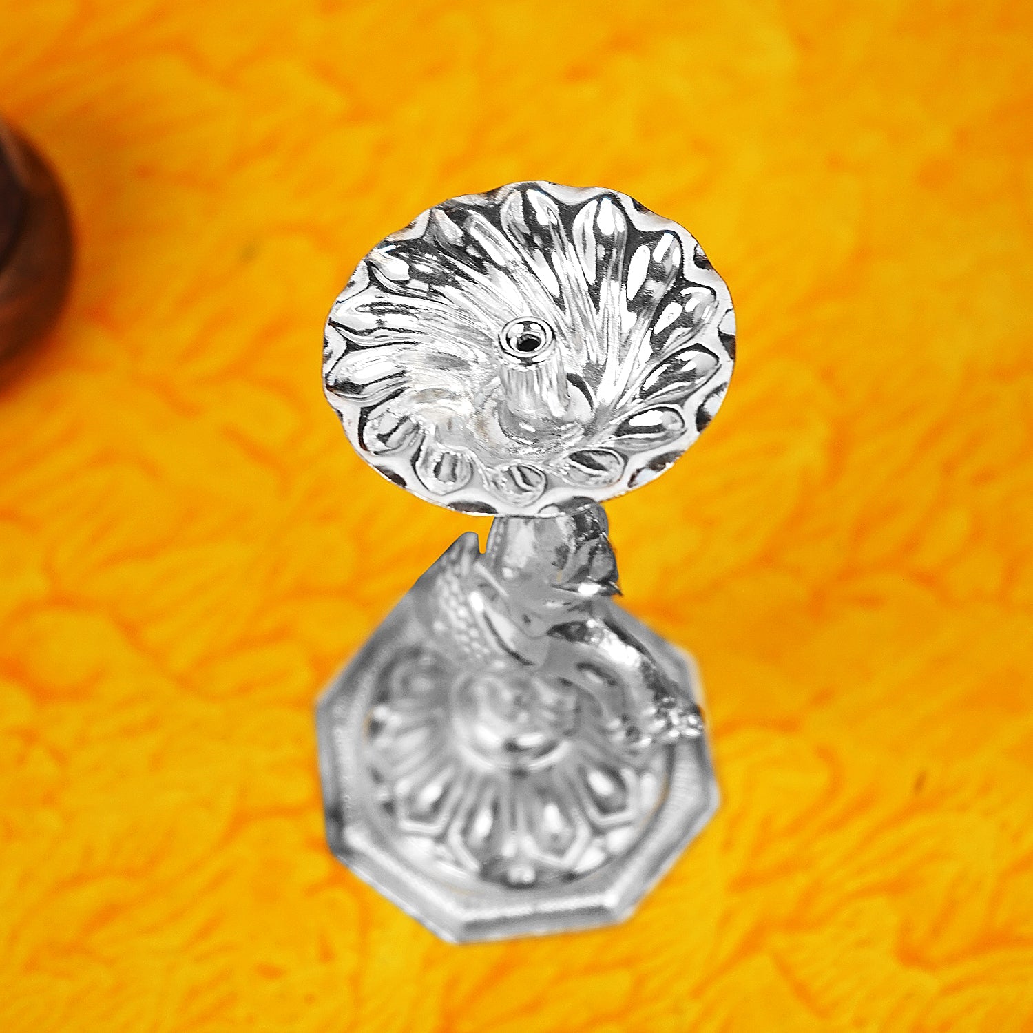 Sri Rudra Elephant Devadas Deepa (SR 00068) - Distacart