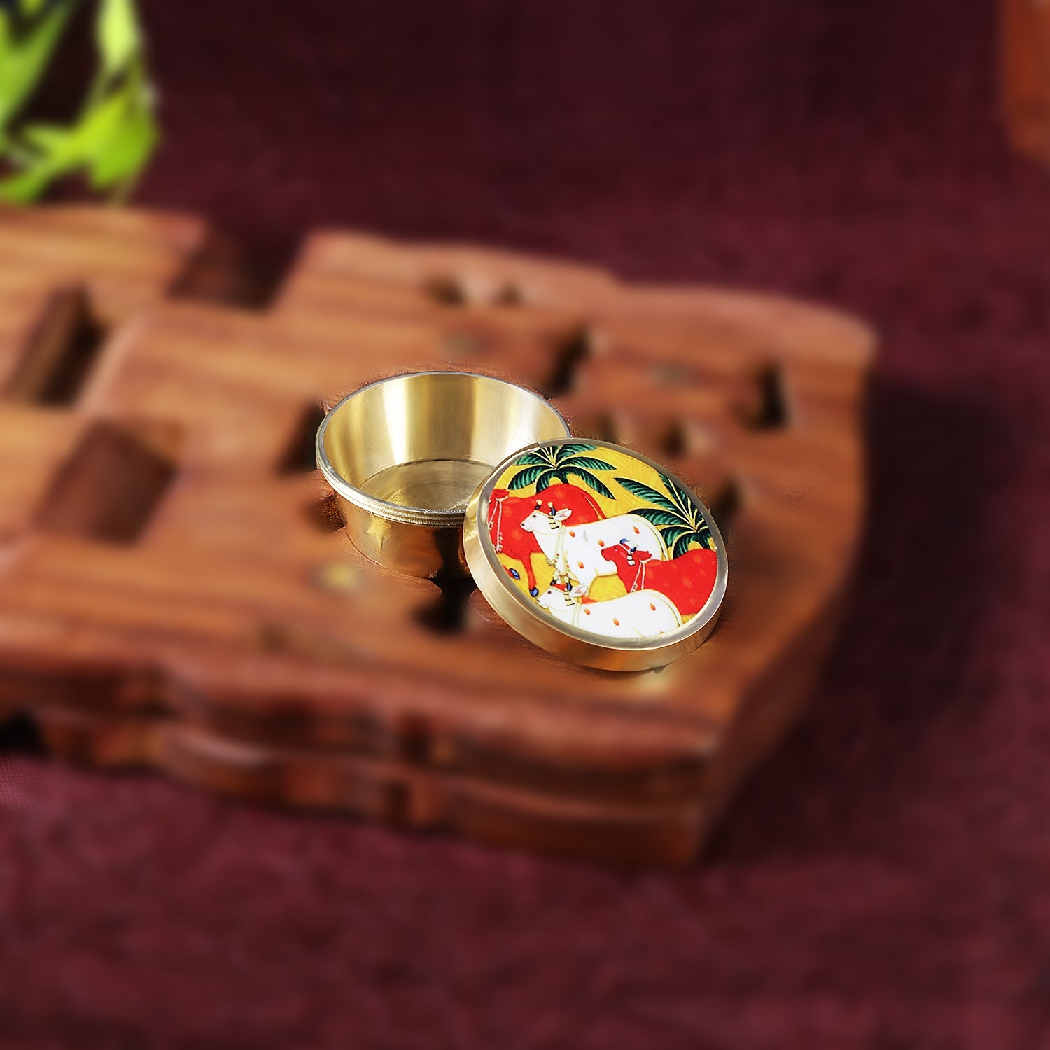 Sri Rudra Cow Karanda (SR 03151) - Distacart