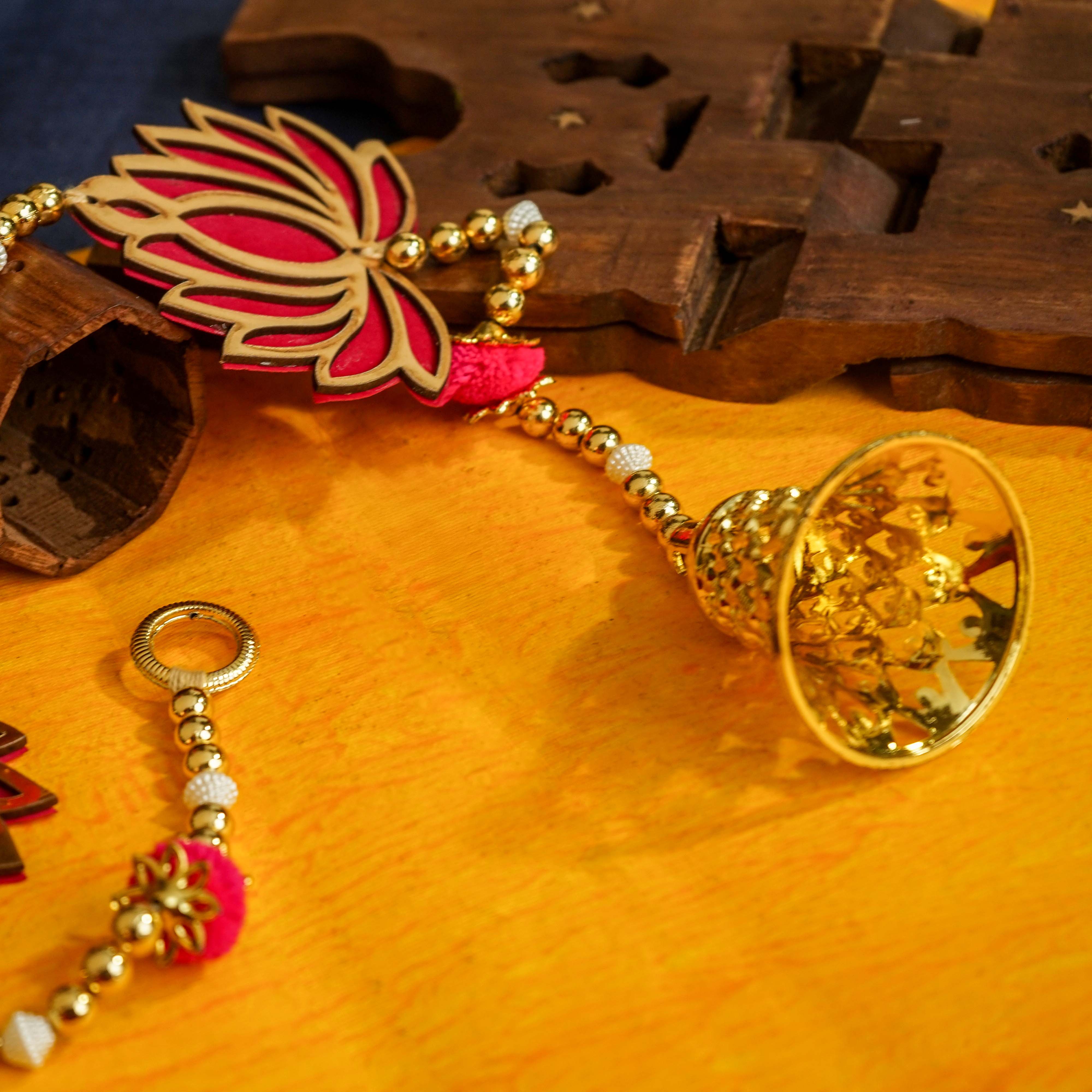 Sri Rudra Lotus Hangings (SR 03302) - Distacart