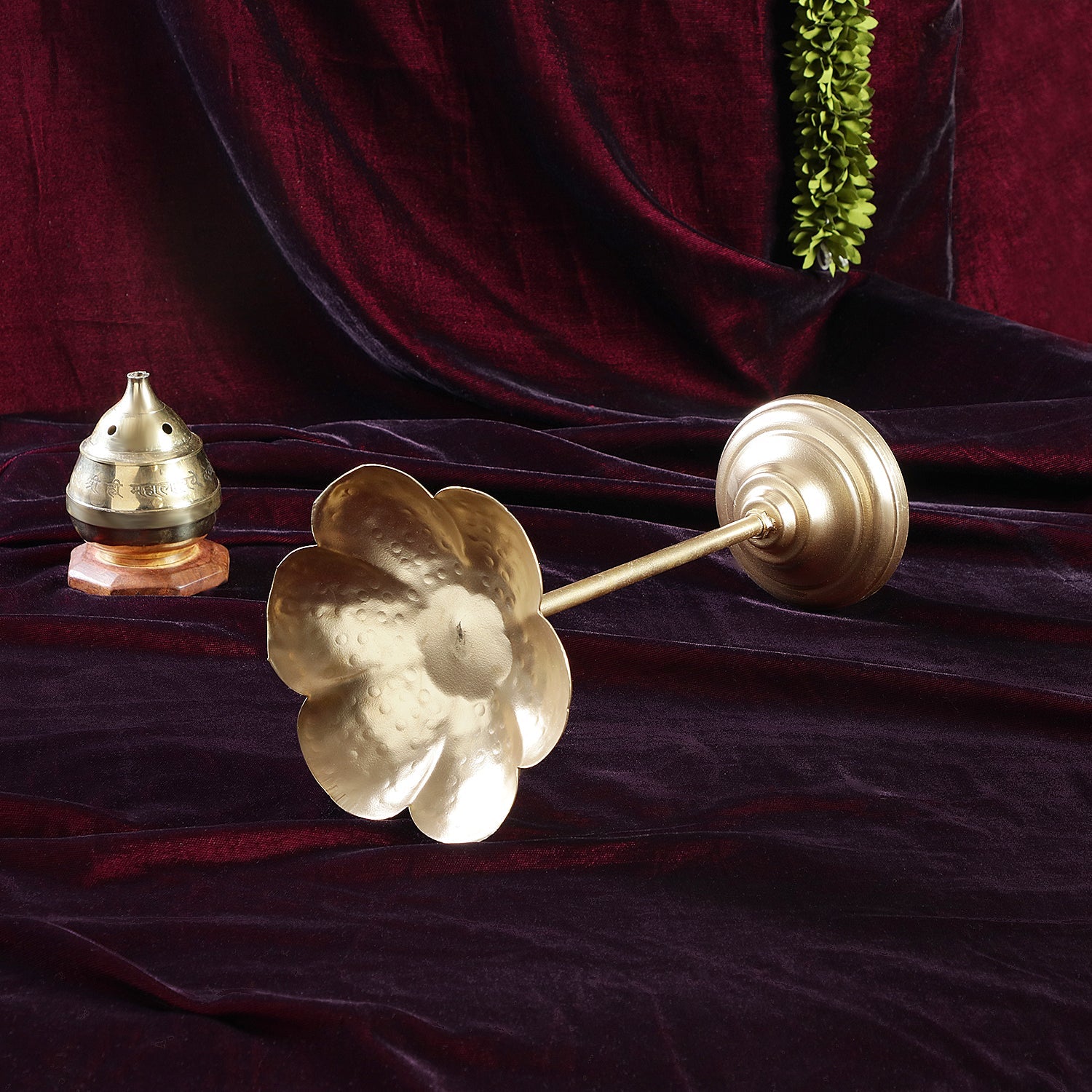 Sri Rudra Metal Taj Urli M5 (SR 03282) - Distacart