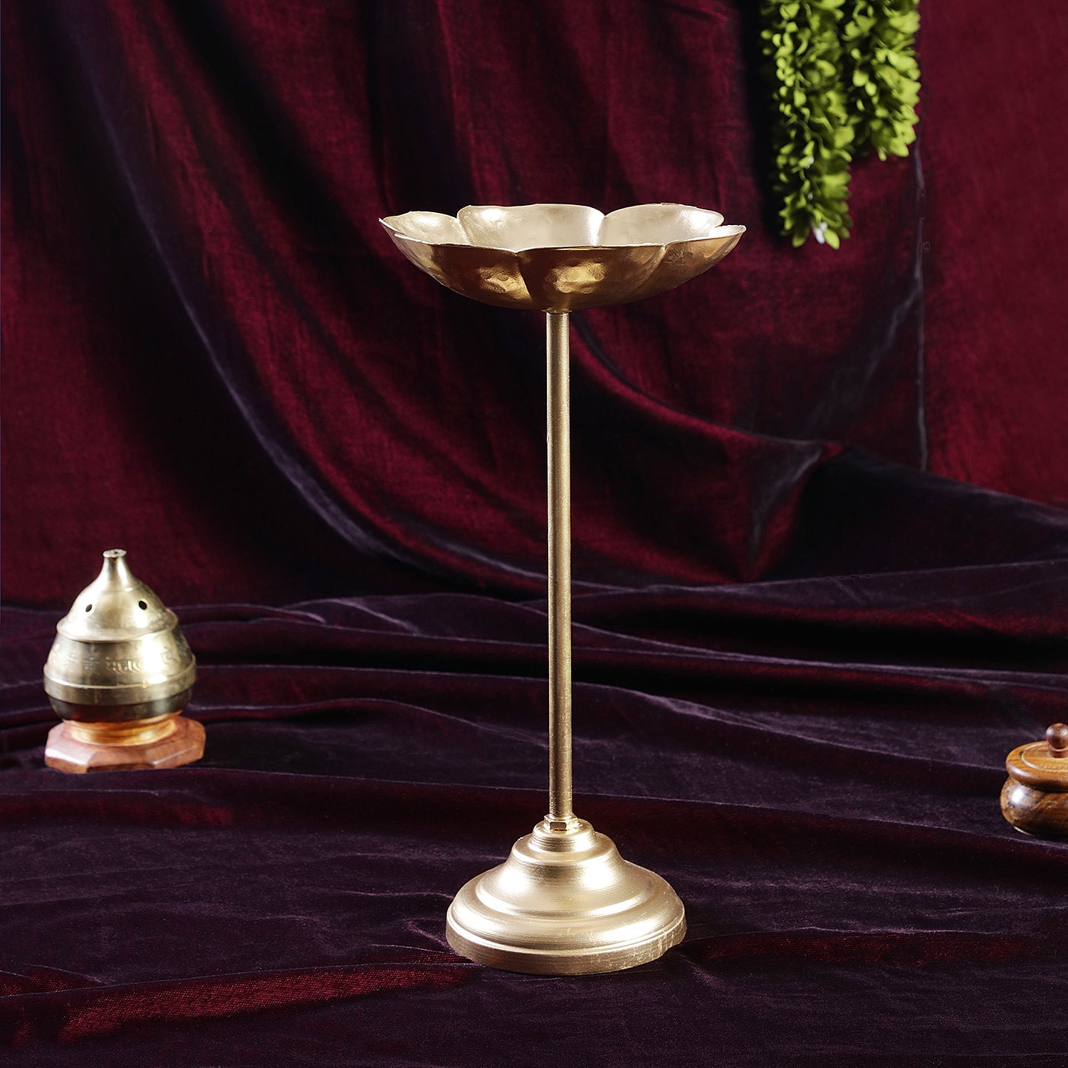 Sri Rudra Metal Taj Urli M5 (SR 03282) - Distacart