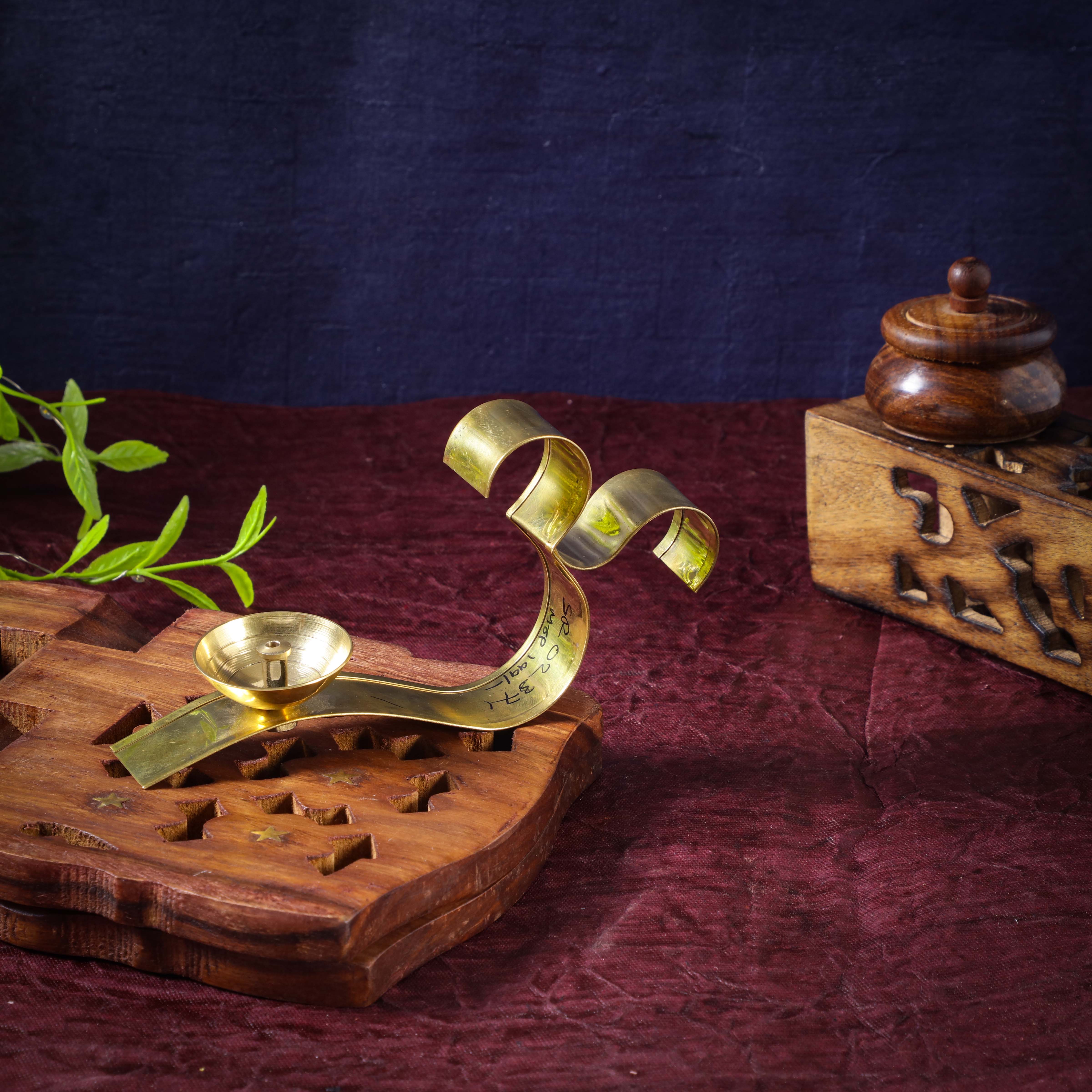 Sri Rudra Om Brass Diya (SR 02371) - Distacart