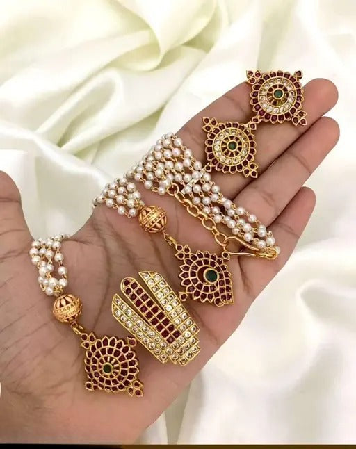 Jewel City Elegant Pendant and Pearl Earrings Set – Gold-Plated Bridal Jewelry