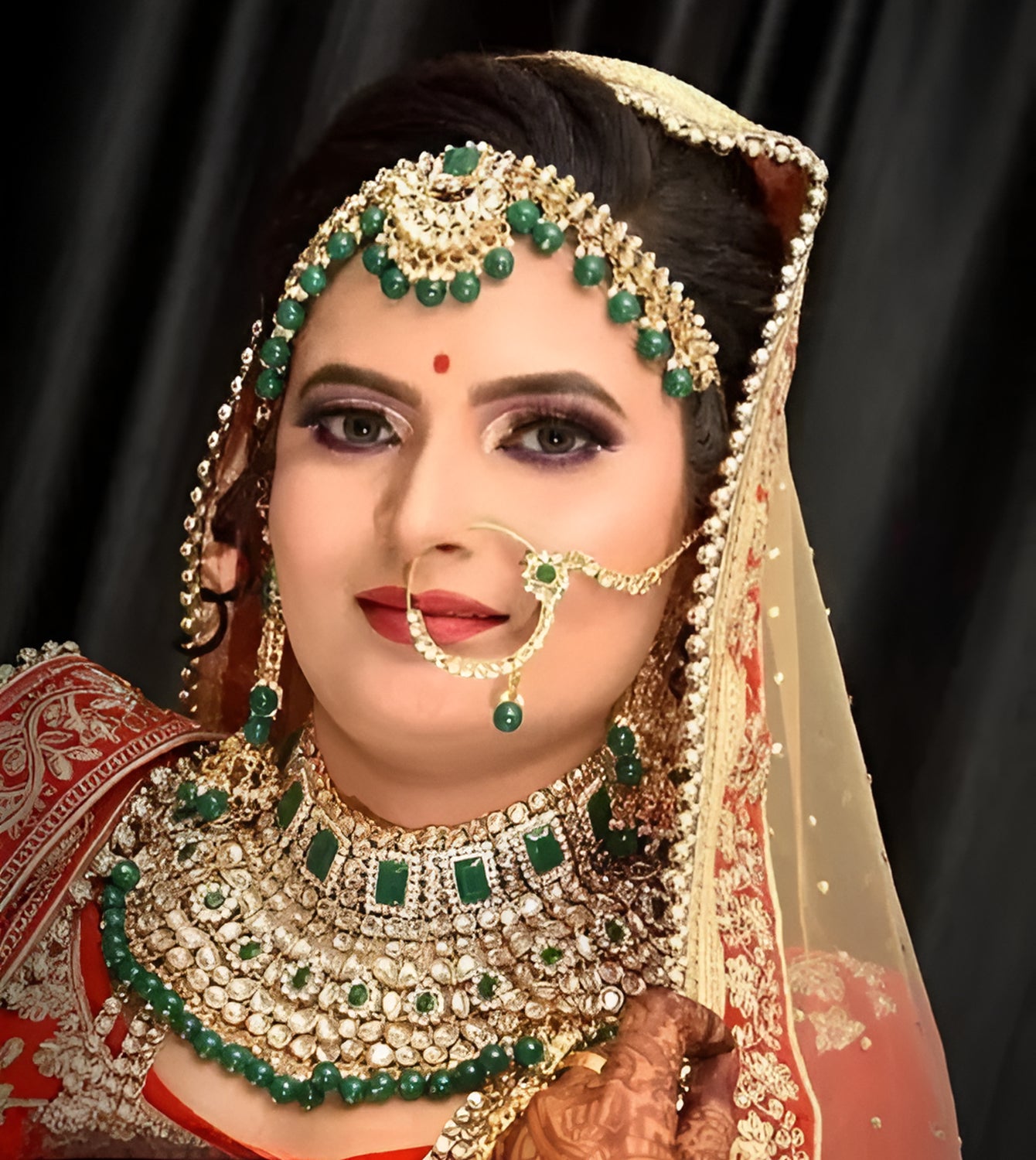 Jewel City Royal Indian Bridal Kundan Jewelry Set with Green Beads Handcrafted Gold-Plated Full Dulhan Set for Wedding & Festivals