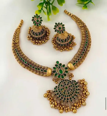 Jewel City Traditional Gold-Plated Kundan Necklace Set with Green Stones Handcrafted Ethnic Bridal Jewelry- Festival & Wedding Wear - Distacart