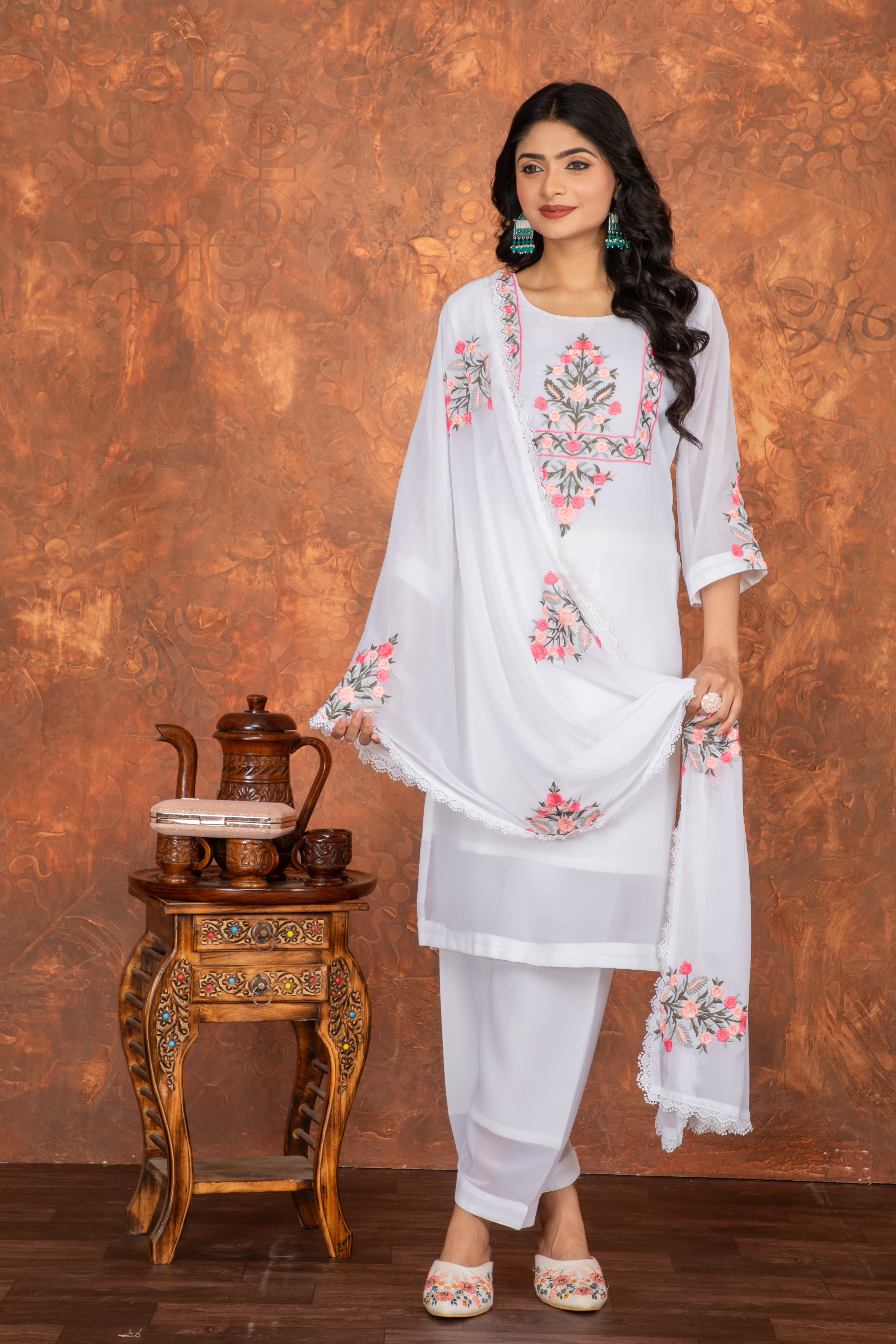 Malishka Women's White Heavy Faux Georgette Embroidery Kurta Pant Set With Dupatta - Distacart