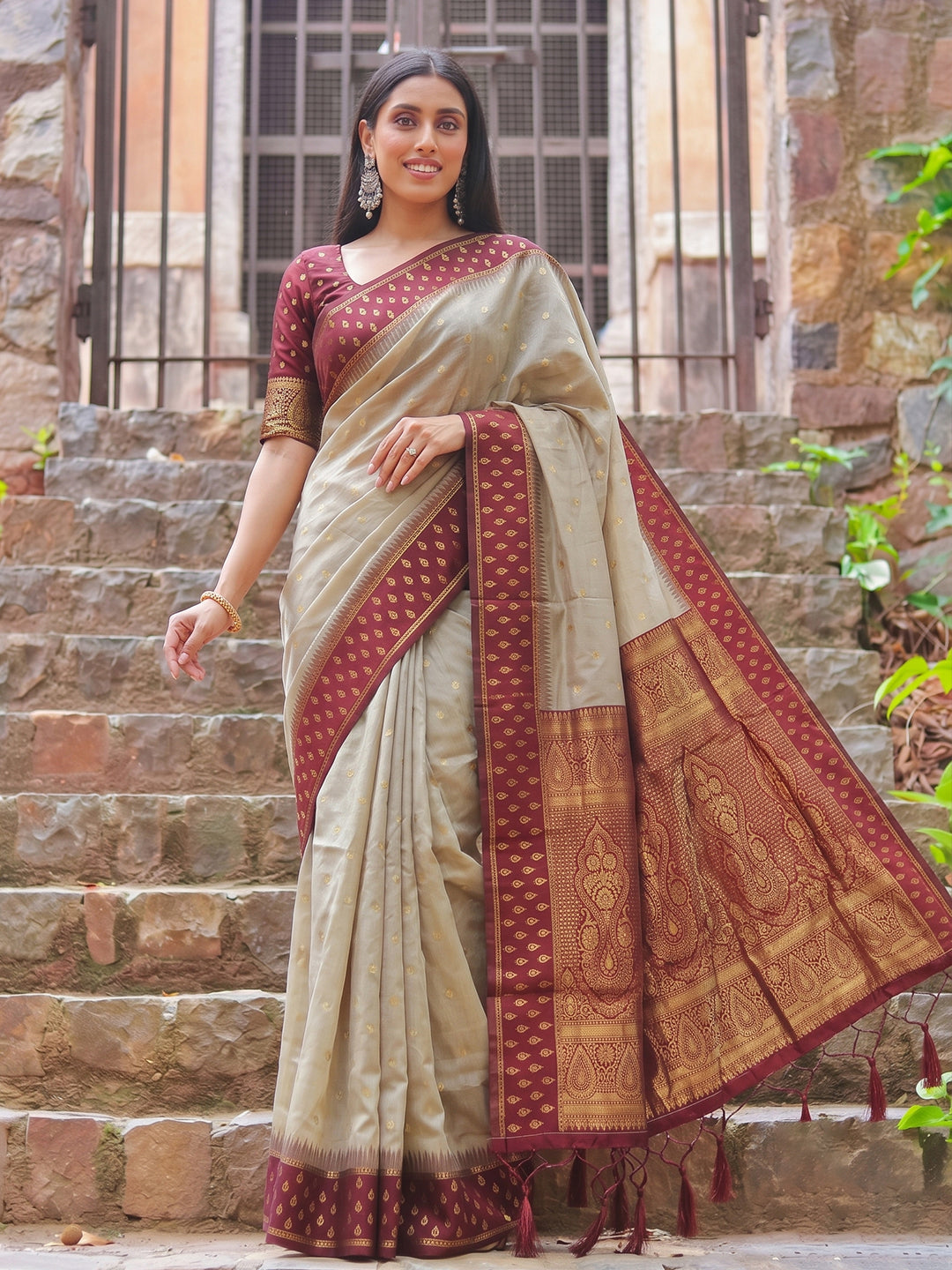 Shree Shyam Fashion Woven Work Cotton Fabric Festive Wear Saree With Blouse-Chiku With Red - Dista