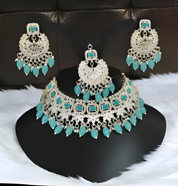 Jewel City Elegant Kundan Pearl Choker Necklace Set - Traditional Indian Bridal Jewelry with Earrings & Maang Tikka