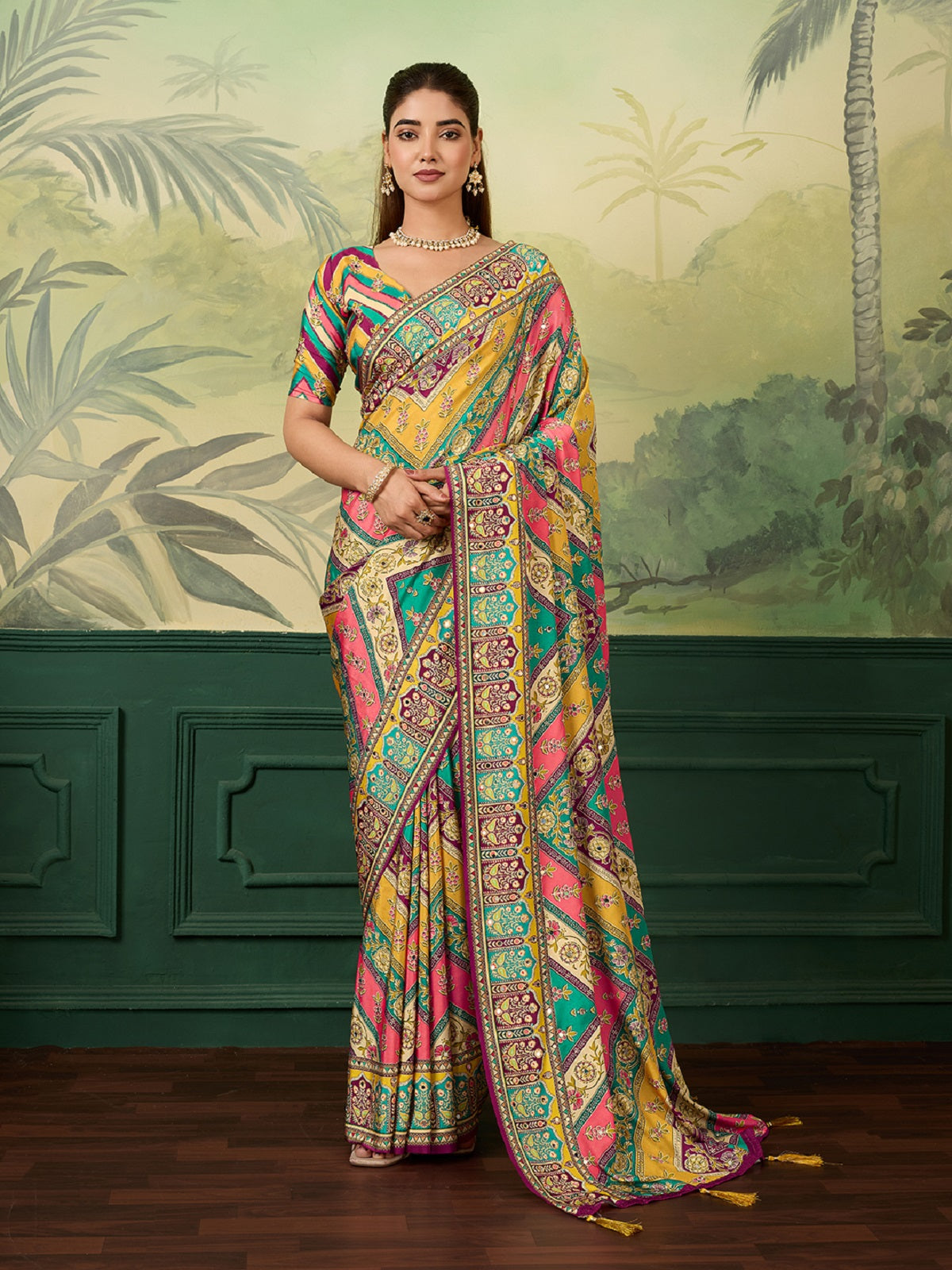 Dwija Fashion Women'S Pary Wear Printed Crep Silk Designer Saree With Unstitche Blouse-Multicolor - Dista