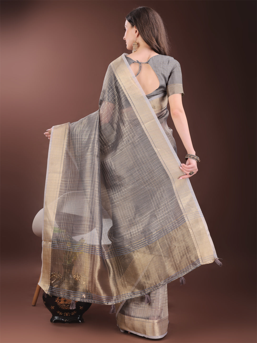 Astita Grey Organza Saree with Gold Checked Design - Elegant & Classy Traditional Wear for Formal & Festive Occasions - Distacart
