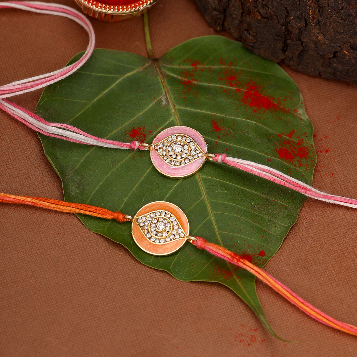 trueBrowns X Voylla Enameled Rakhi Combo Set With Roli Chaawal Pack - Distacart