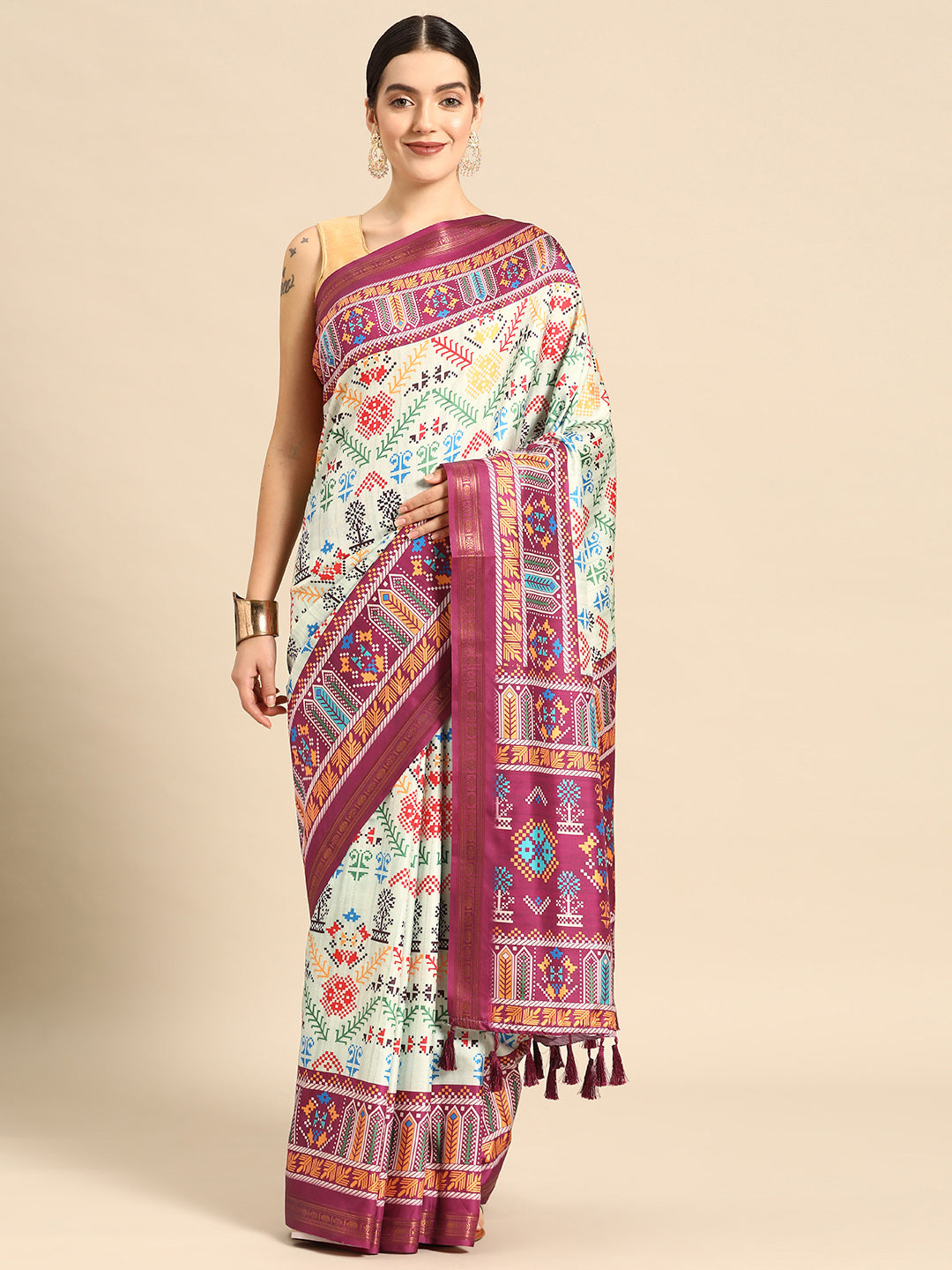 Green Silk Blend Digital Print Patola Saree with Unstitched Blouse - Hiral Fashion - Distacart