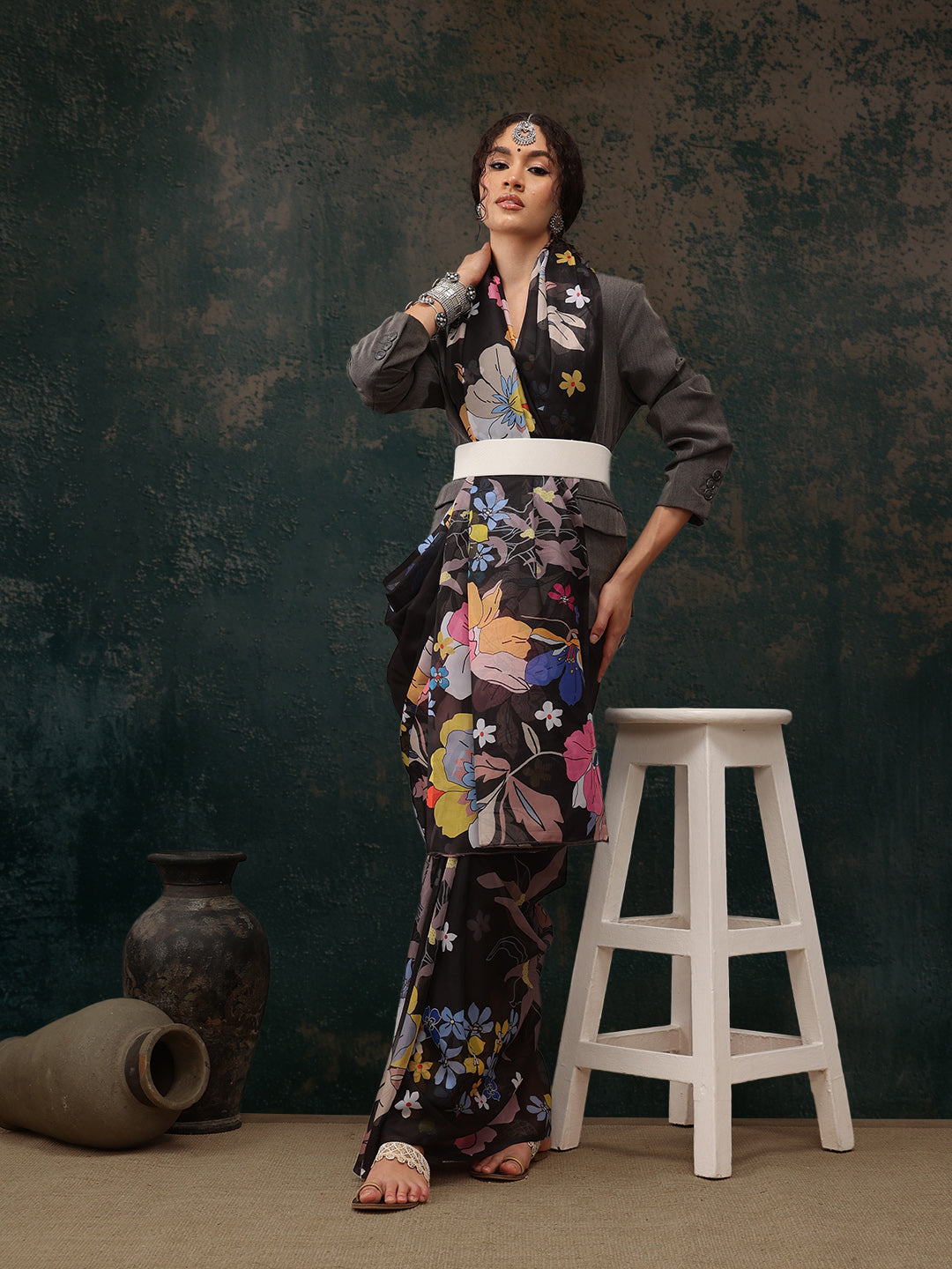 Black Polyester Digital Print Floral Saree with Unstitched Blouse - Hiral Fashion - Distacart