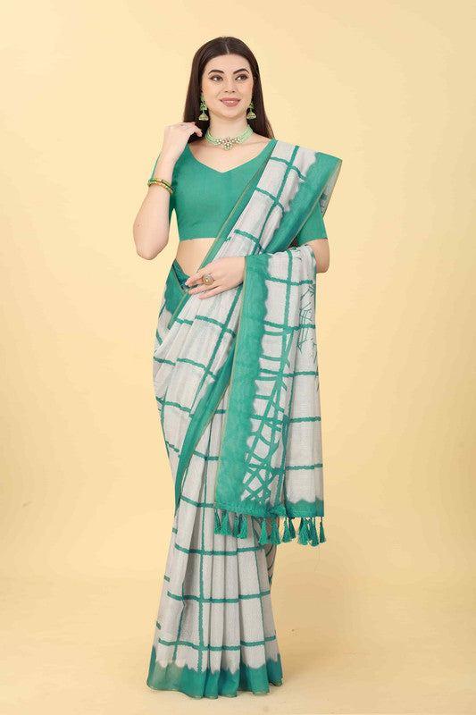 Green Cotton Blend Dyed Tie and Dye Saree with Unstitched Blouse - Hiral Fashion - Distacart