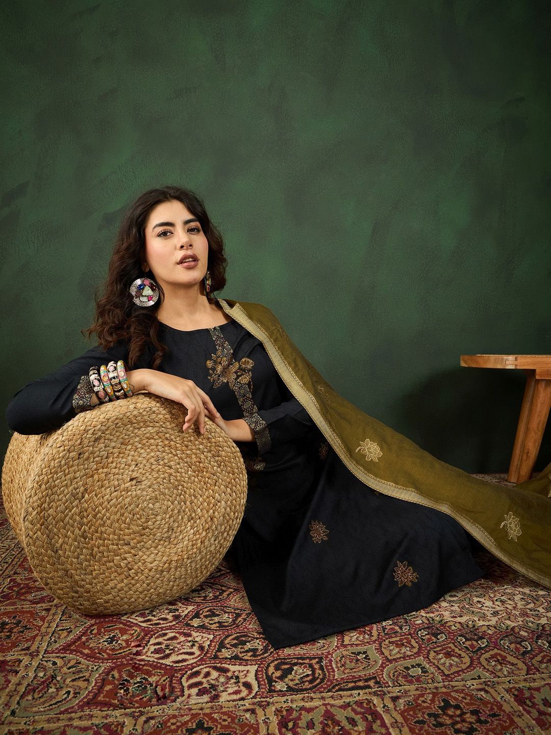 Sangria Self Designed Straight Kurta & Trousers With Dupatta