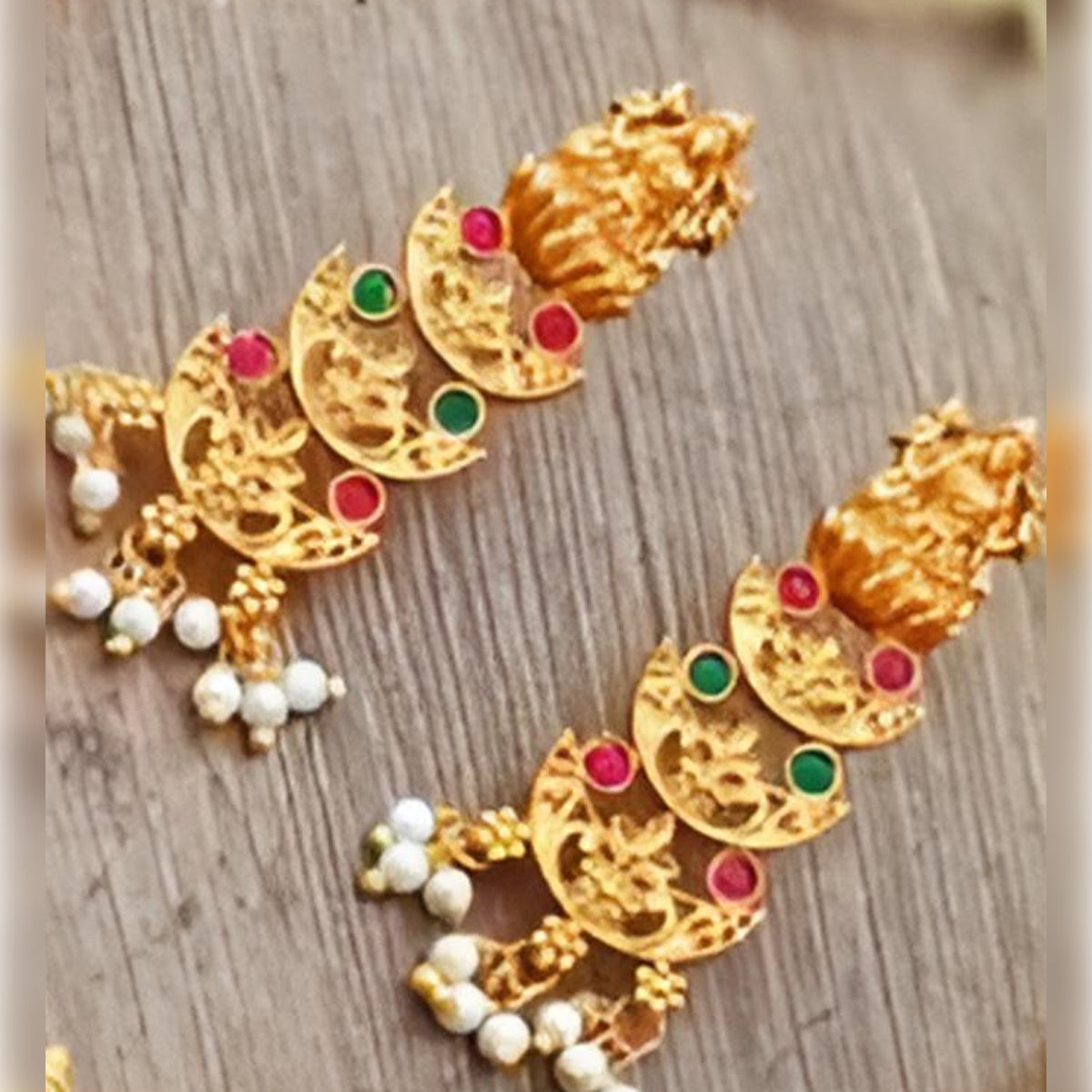 Jewel City Traditional Indian Bridal Jewelry Set - Ornate Chandelier Necklace