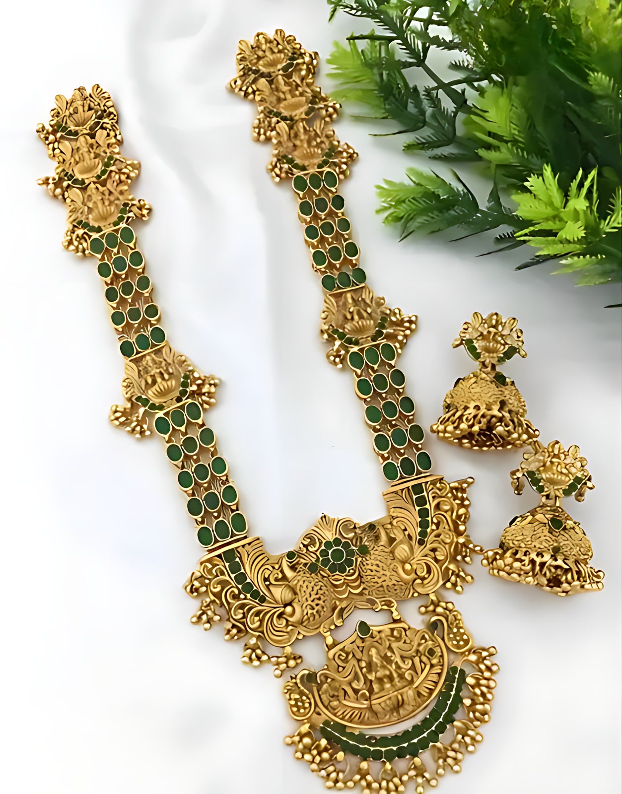 Jewel City Exquisite Antique Gold Temple Jewelry Set with Emerald Accents - South Indian Bridal Collection