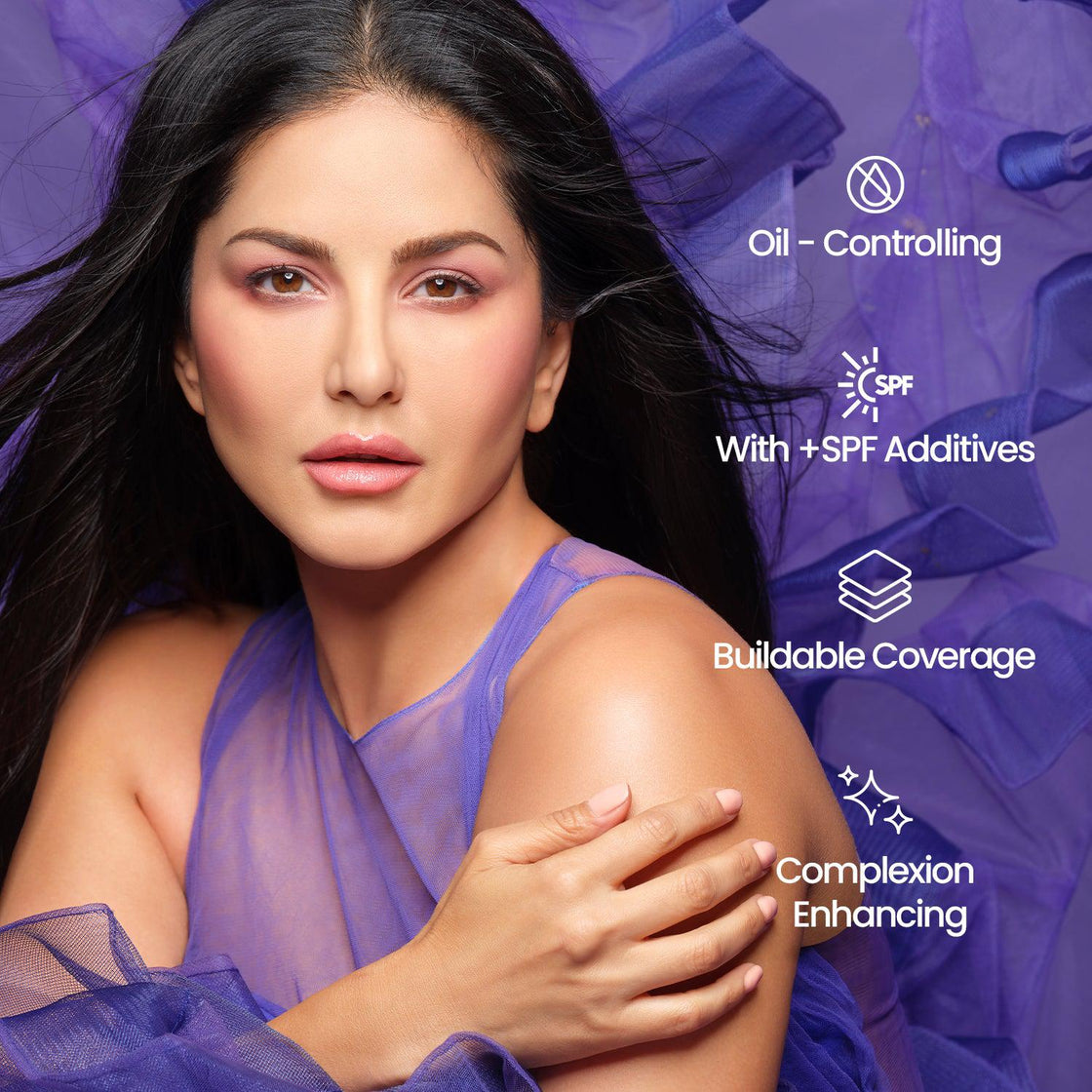 Star Struck By Sunny Leone Compact Powder - 01 Fair - Distacart