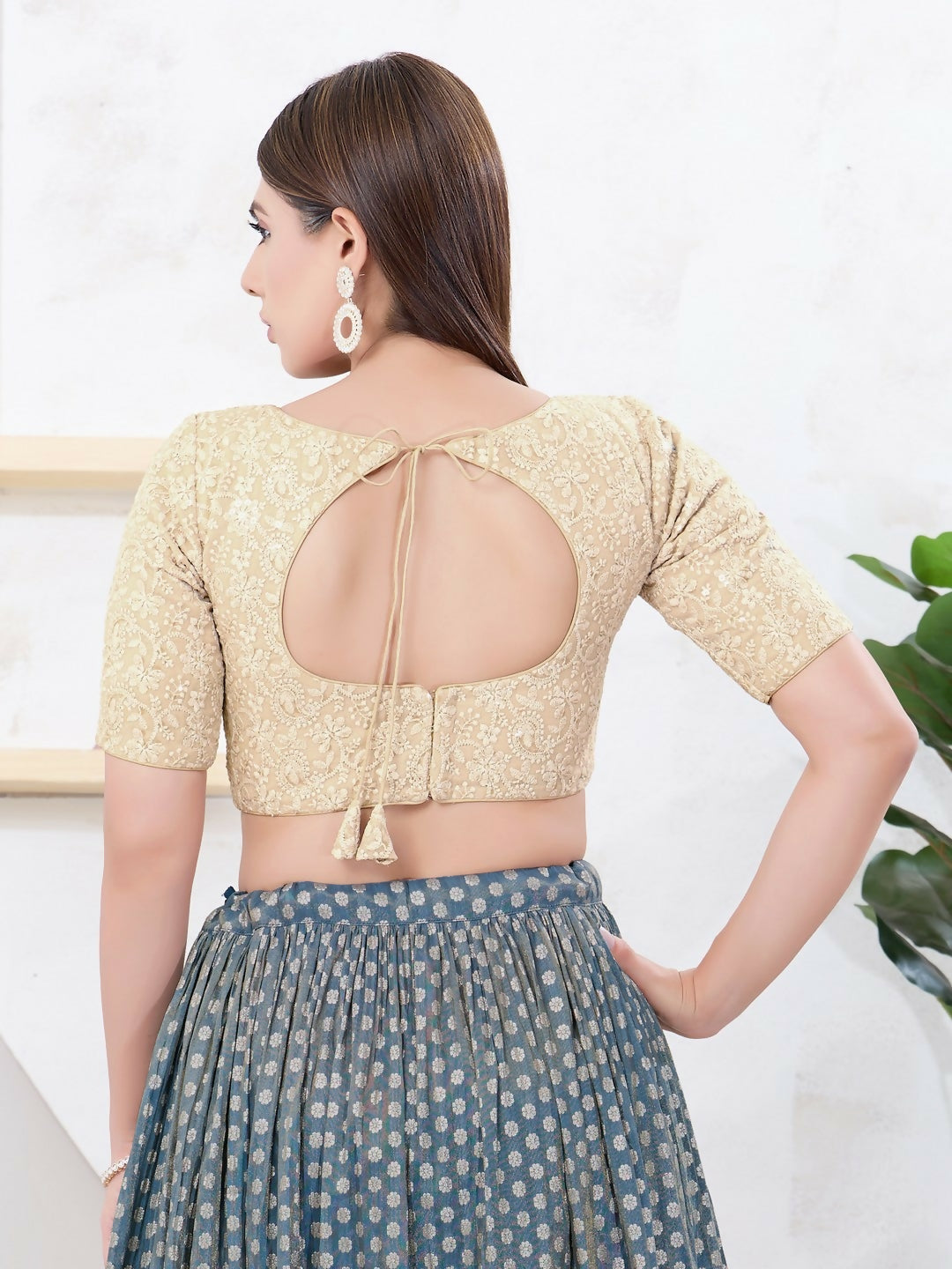 Joban Fashion Gold Shift Elbow Sleeveless Back Open Blouse