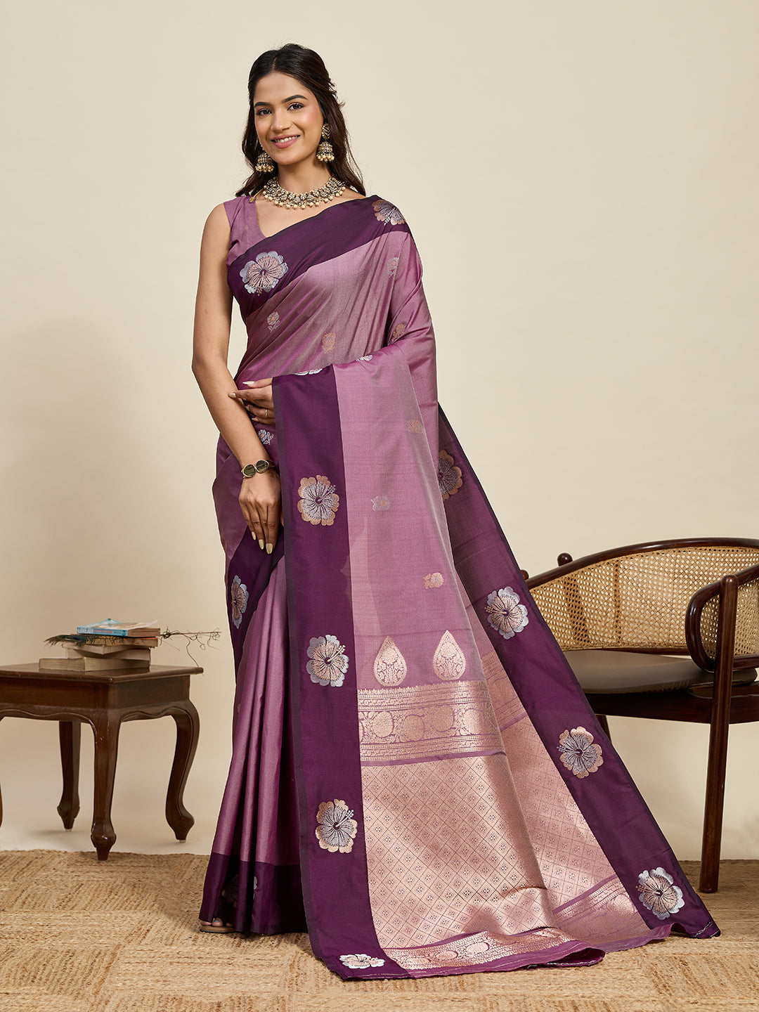 Vedant Vastram Soft Litchi Silk Banarasi Silk Jacquard Saree - Wine - Dista