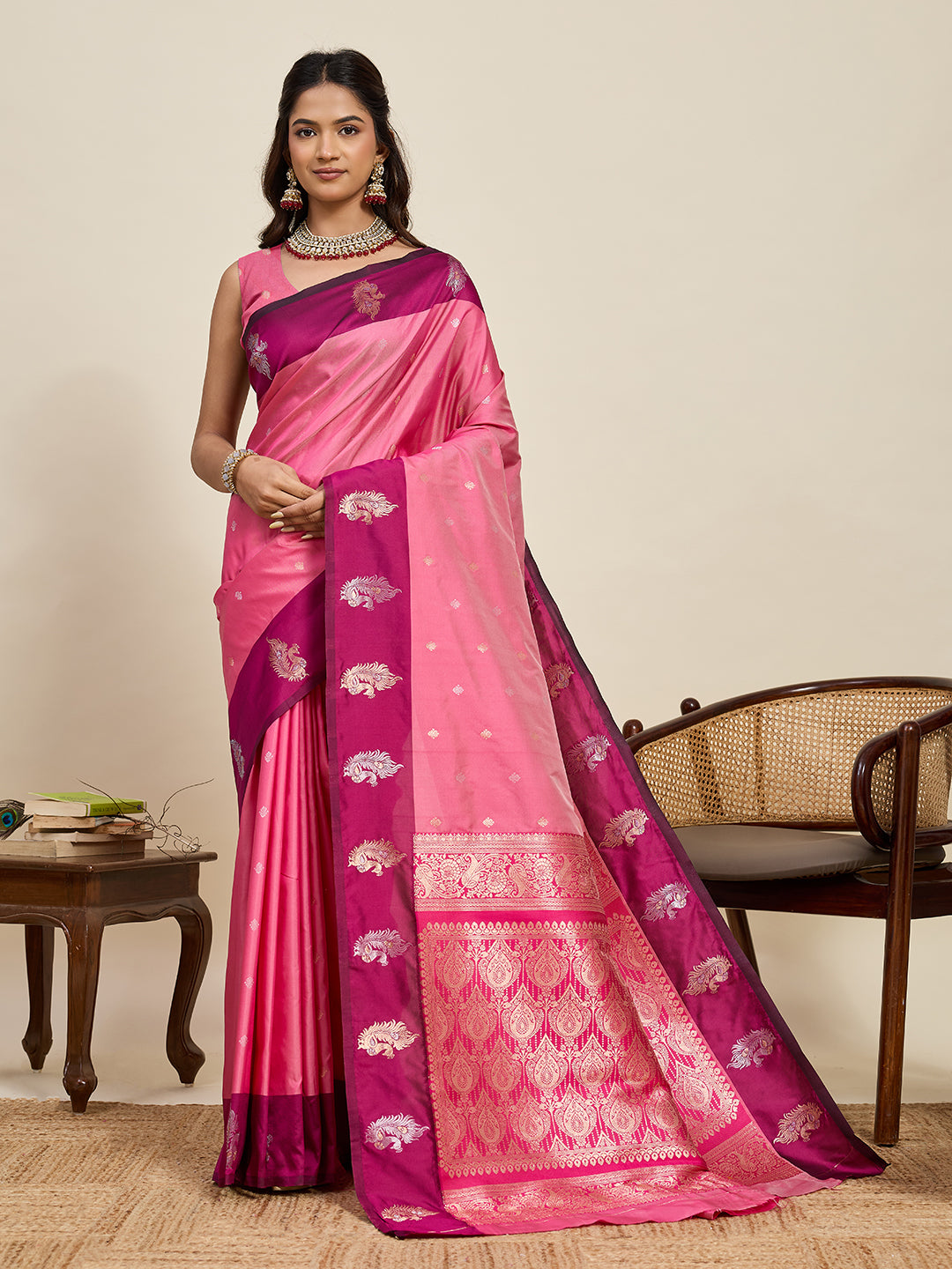 Vedant Vastram Soft Litchi Silk Banarasi Silk Jacquard Saree - Pink - Dista
