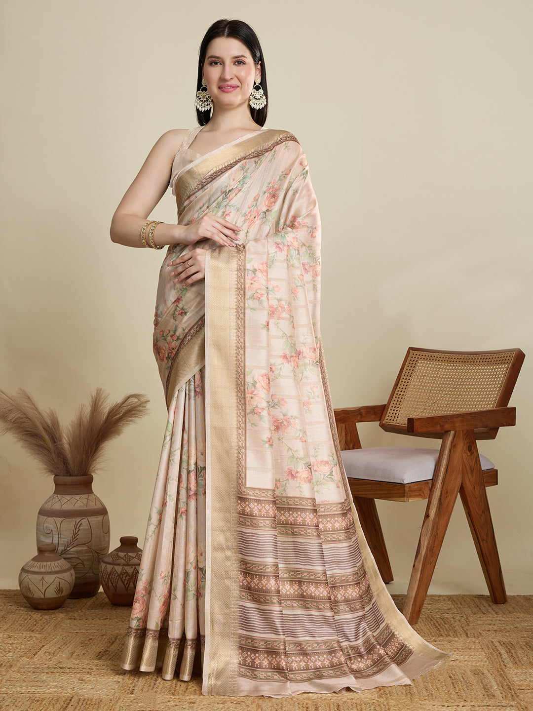 Vedant Vastram Cotton Silk Fancy Jacquard Bollywood Saree - Cream - Dista