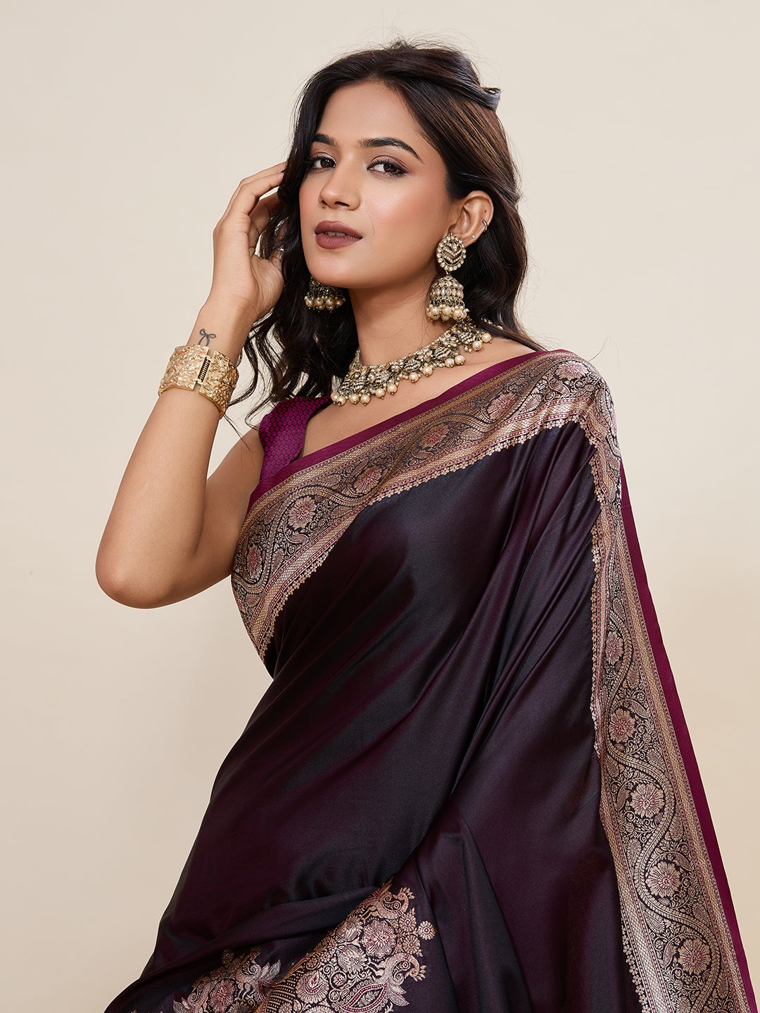 Vedant Vastram Soft Litchi Silk Banarasi Silk Jacquard Saree - Wine - Dista