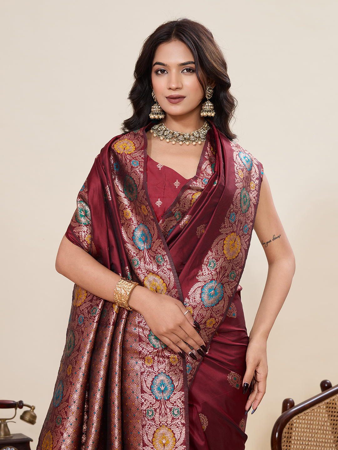 Vedant Vastram Soft Litchi Silk Banarasi Silk Jacquard Saree - Maroon - Dista