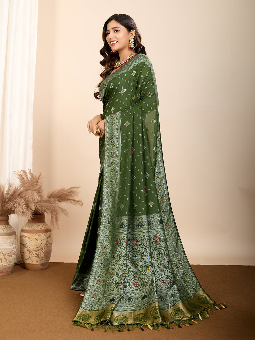 Vedant Vastram Maslin Dola Silk Kanjeevaram Silk Saree - Mahendi - Distacart