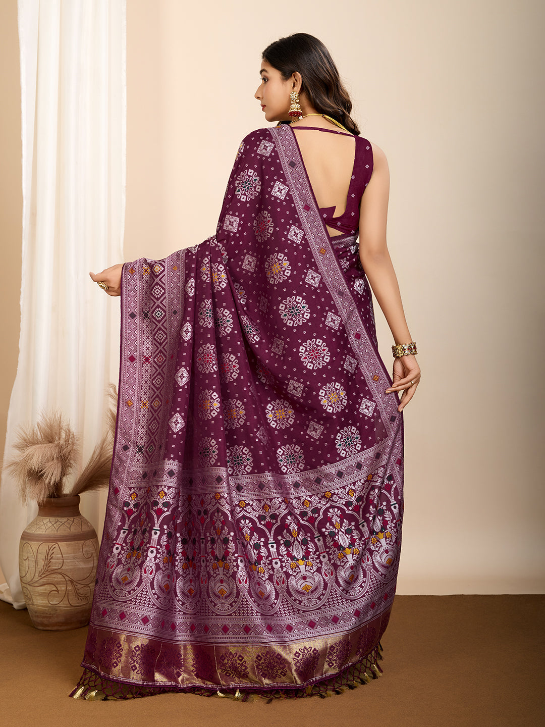 Vedant Vastram Maslin Dola Silk Kanjeevaram Silk Saree - Wine - Distacart