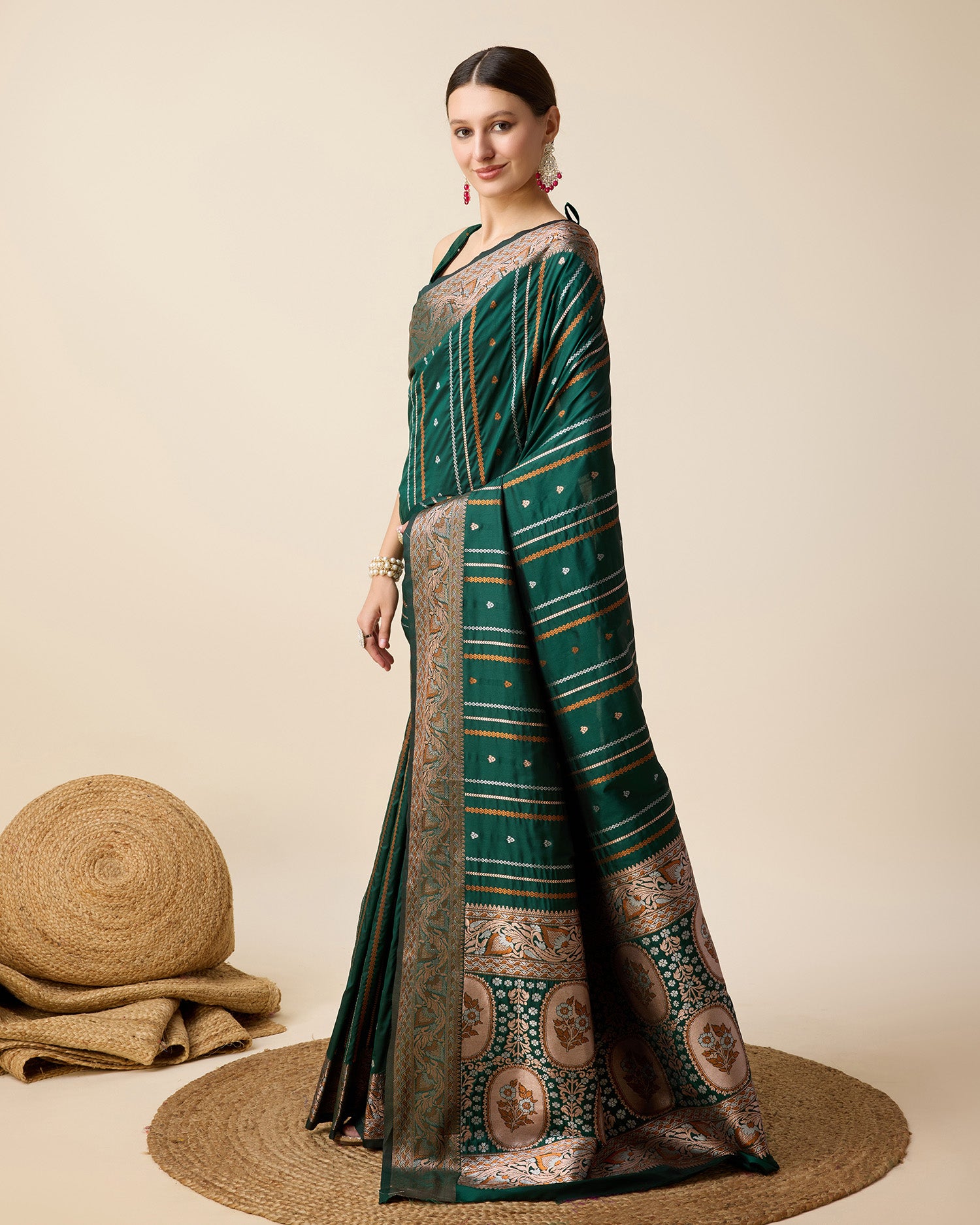 Vedant Vastram Soft Litchi Silk Banarasi Silk Saree - Green - Distacart