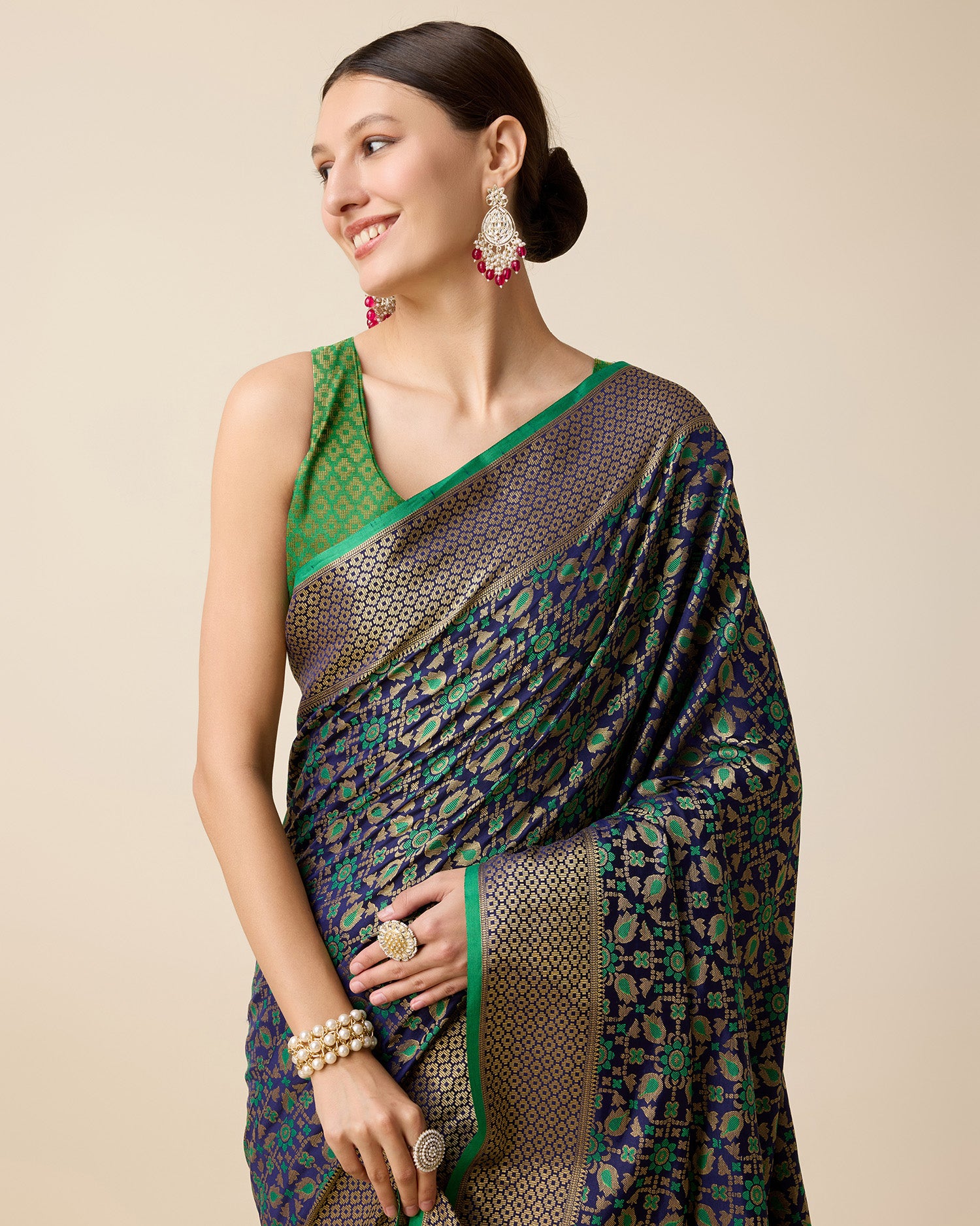 Vedant Vastram Soft Litchi Silk Kanjeevaram Silk Saree - Green - Distacart