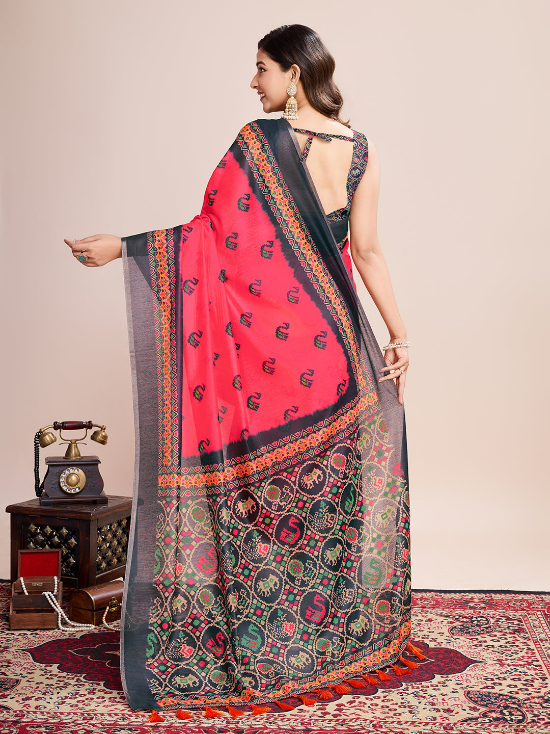 Vedant Vastram Linen Printed Bollywood Saree - Rani - Distacart