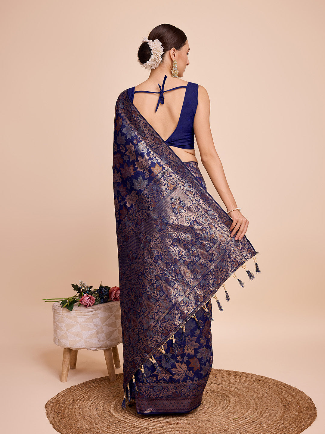 Vedant Vastram Soft Litchi Silk Banarasi Silk Saree - Navy - Distacart