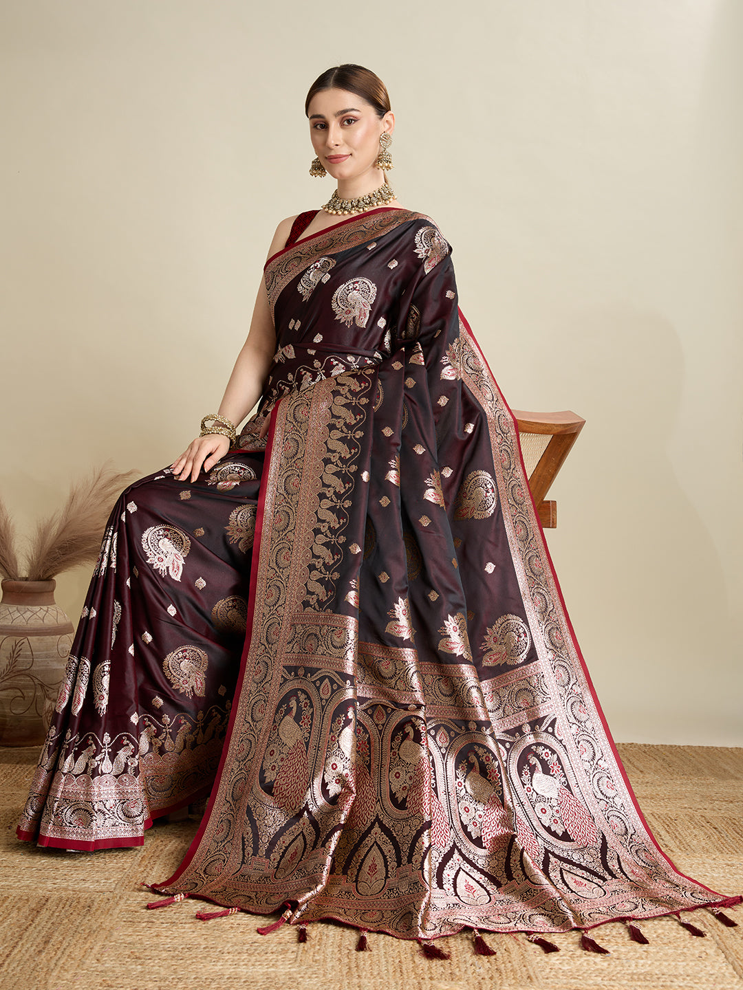 Vedant Vastram Soft Litchi SIlk Banarasi Silk Jacquard Saree - Maroon - Dista