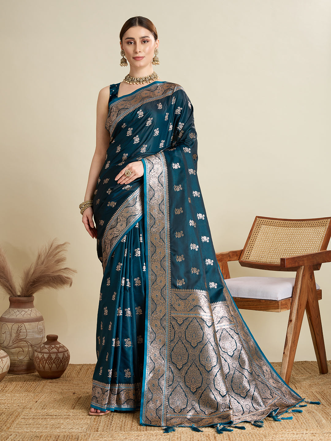 Vedant Vastram Soft Litchi SIlk Banarasi Silk Jacquard Saree - Firozi - Dista