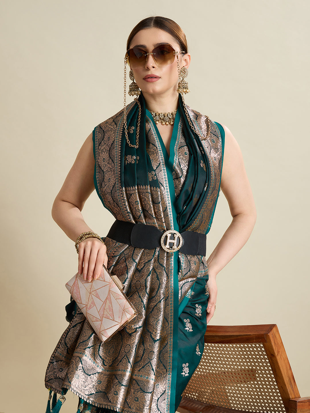 Vedant Vastram Soft Litchi SIlk Banarasi Silk Jacquard Saree - Green - Dista