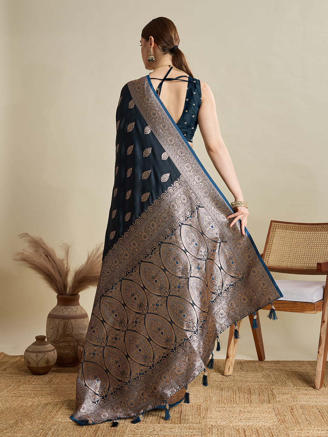 Vedant Vastram Soft Litchi SIlk Banarasi Silk Jacquard Saree - Navy Blue - Dista