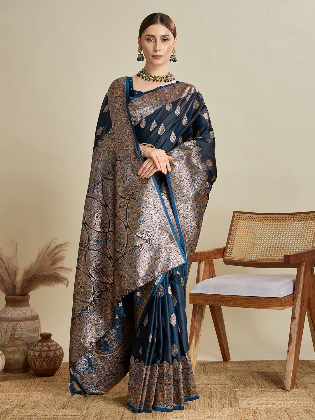 Vedant Vastram Soft Litchi SIlk Banarasi Silk Jacquard Saree - Navy Blue - Dista