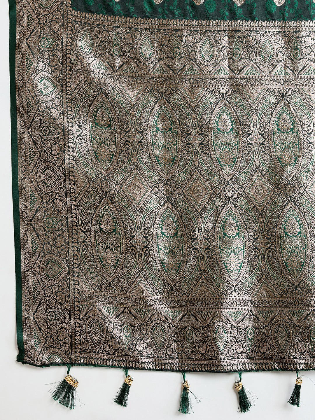 Vedant Vastram Soft Litchi SIlk Banarasi Silk Jacquard Saree - Green - Dista