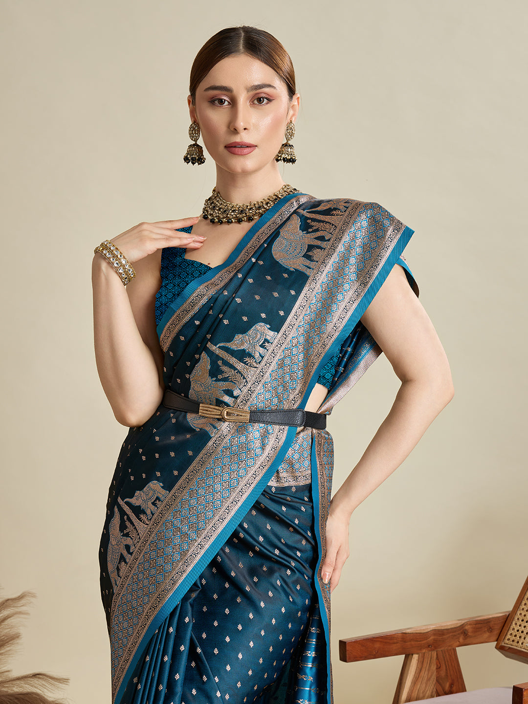 Vedant Vastram Soft Litchi SIlk Banarasi Silk Jacquard Saree - Firozi - Dista