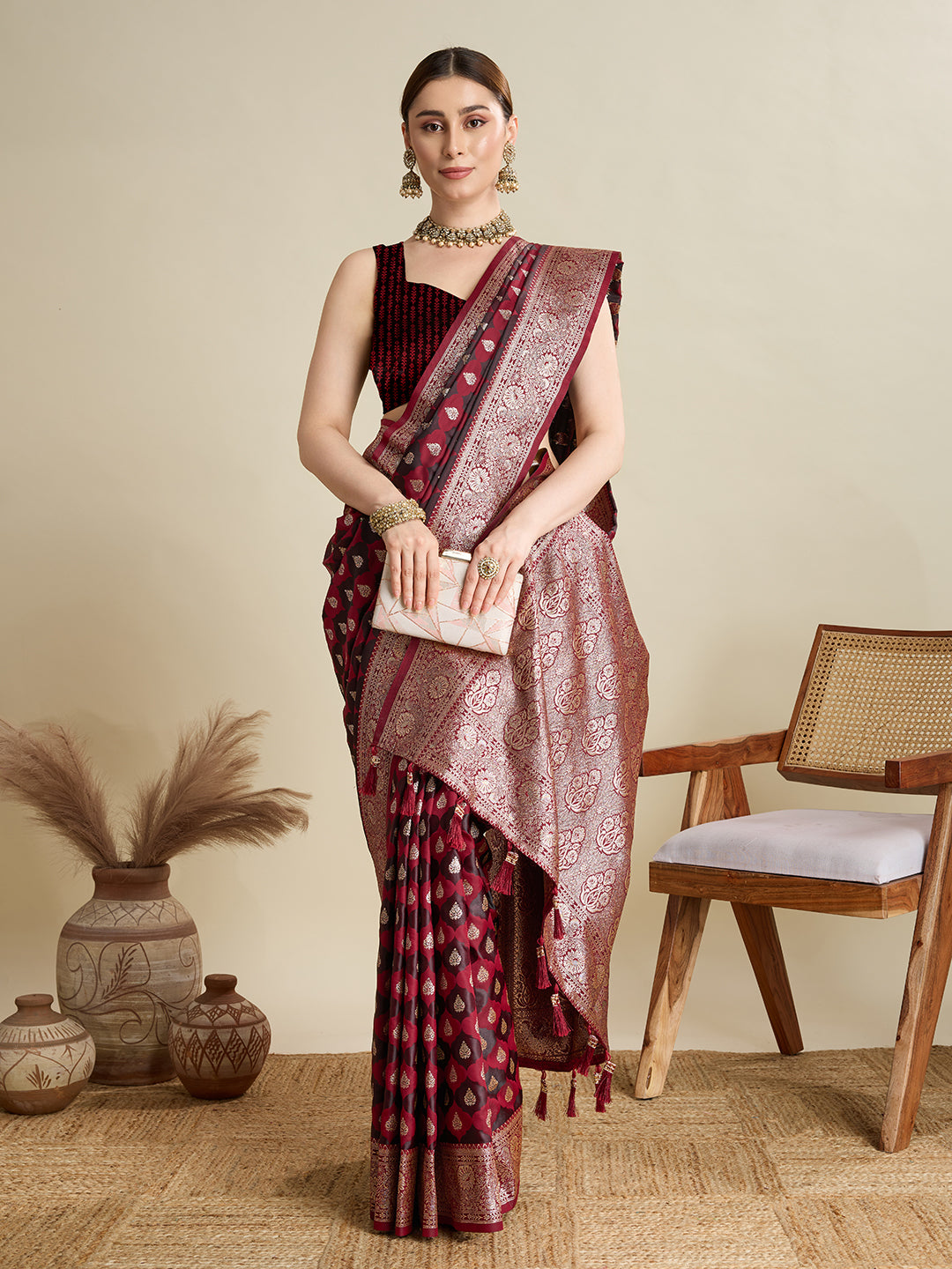 Vedant Vastram Soft Litchi SIlk Banarasi Silk Jacquard Saree - Maroon - Dista