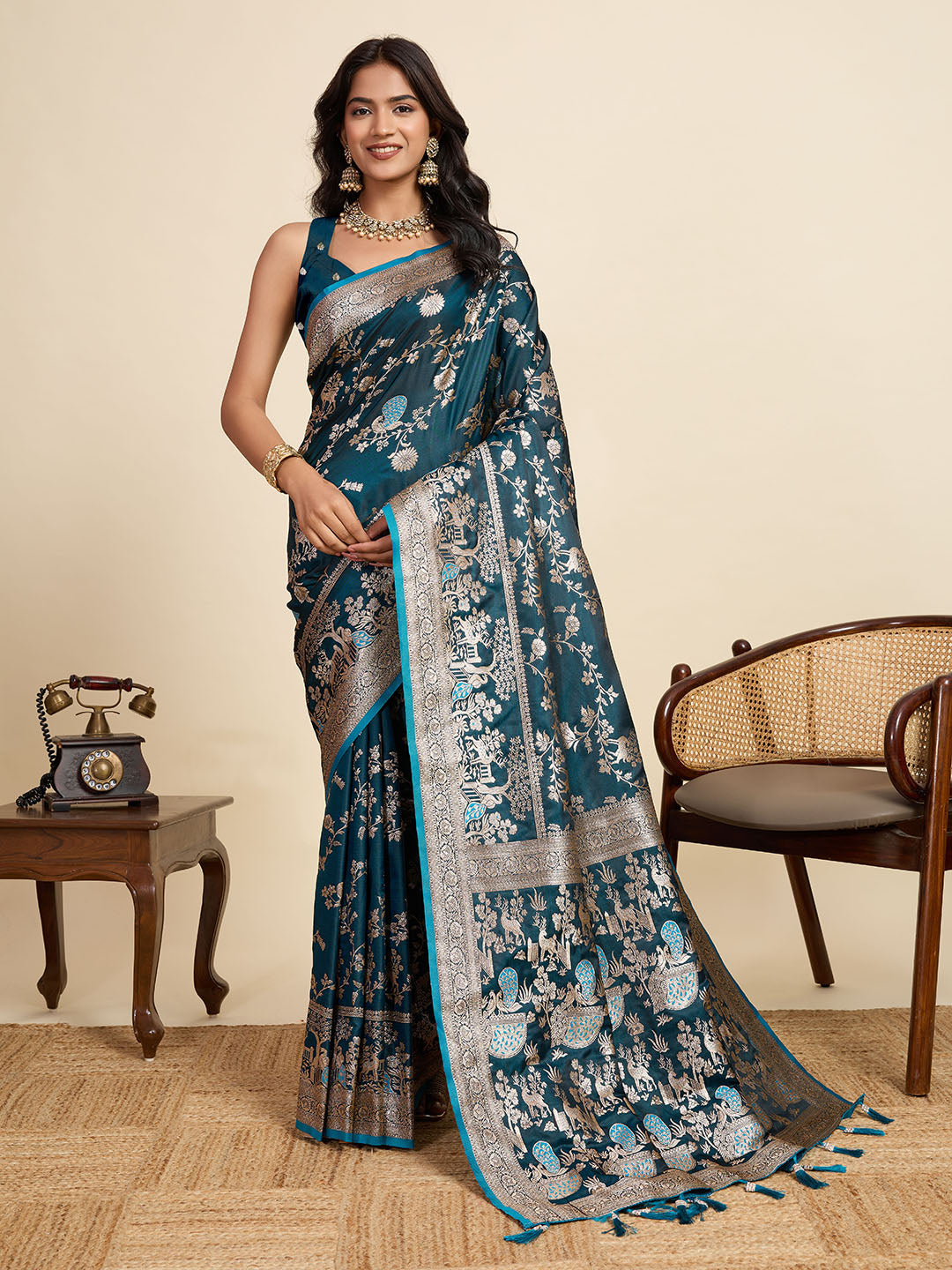 Vedant Vastram Soft Litchi Silk Paithani Jacquard Saree - Firozi - Dista