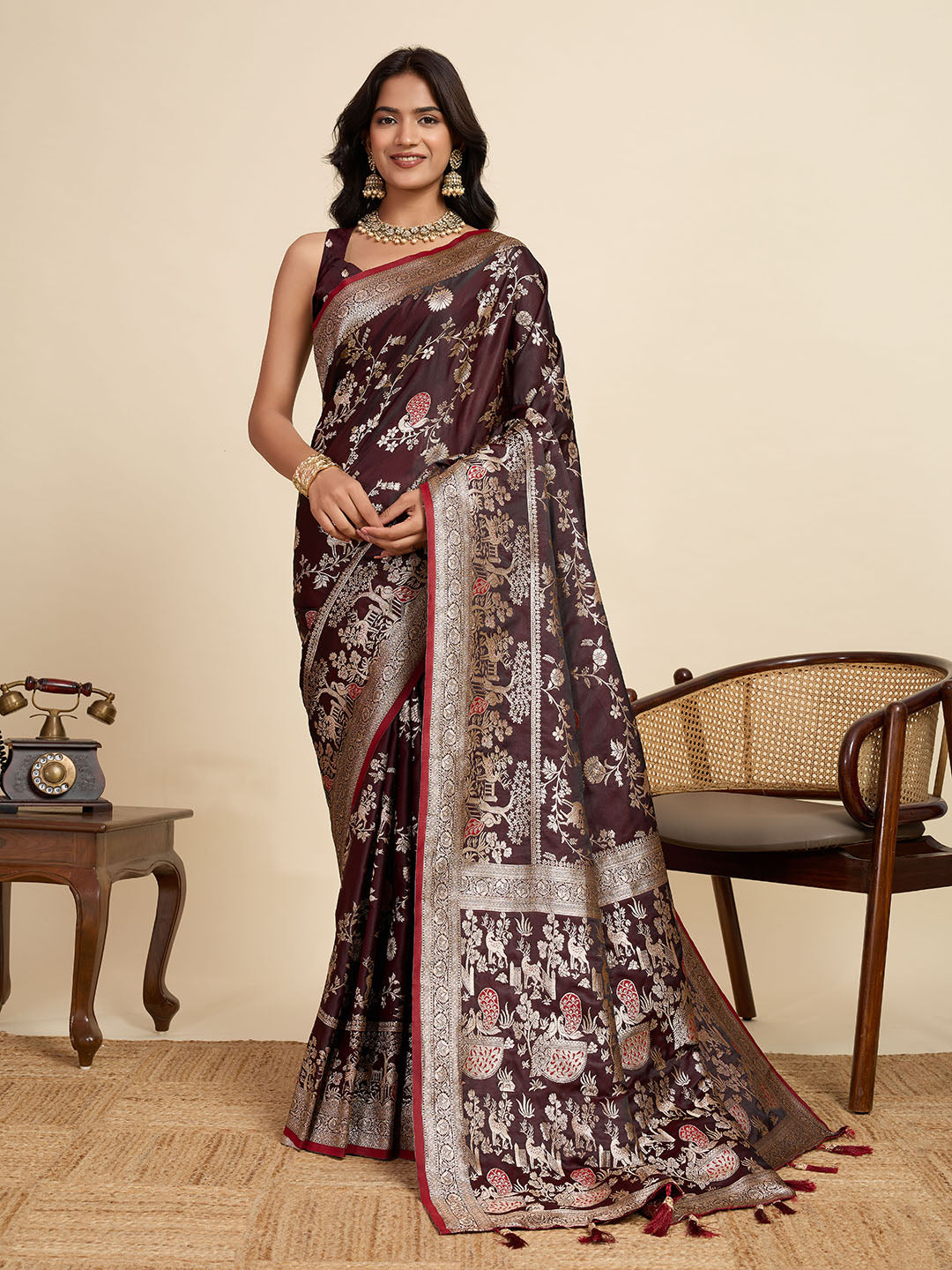 Vedant Vastram Soft Litchi Silk Paithani Jacquard Saree - Maroon - Dista