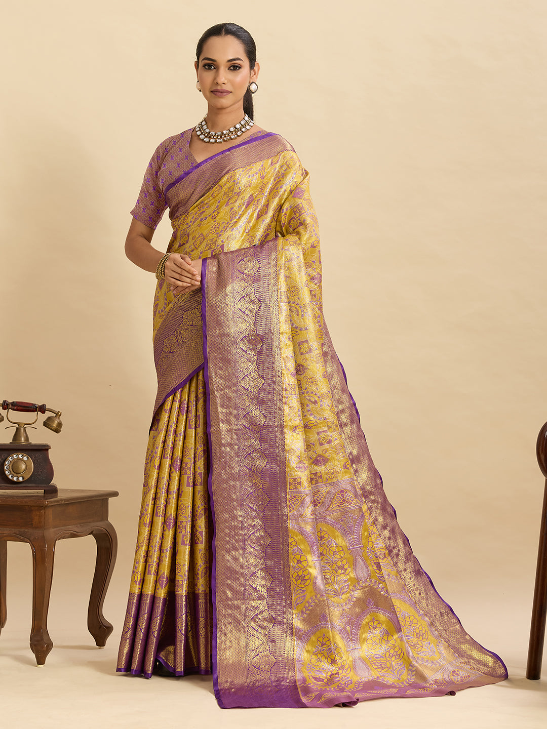 Vedant Vastram Soft Litchi Silk Banarasi Silk Jacquard Saree - Lavender - Dista