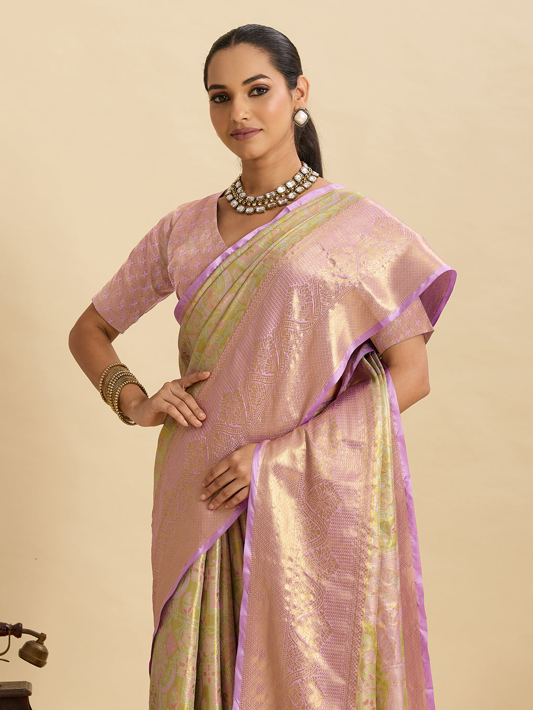 Vedant Vastram Soft Litchi Silk Banarasi Silk Jacquard Saree - Pink - Dista