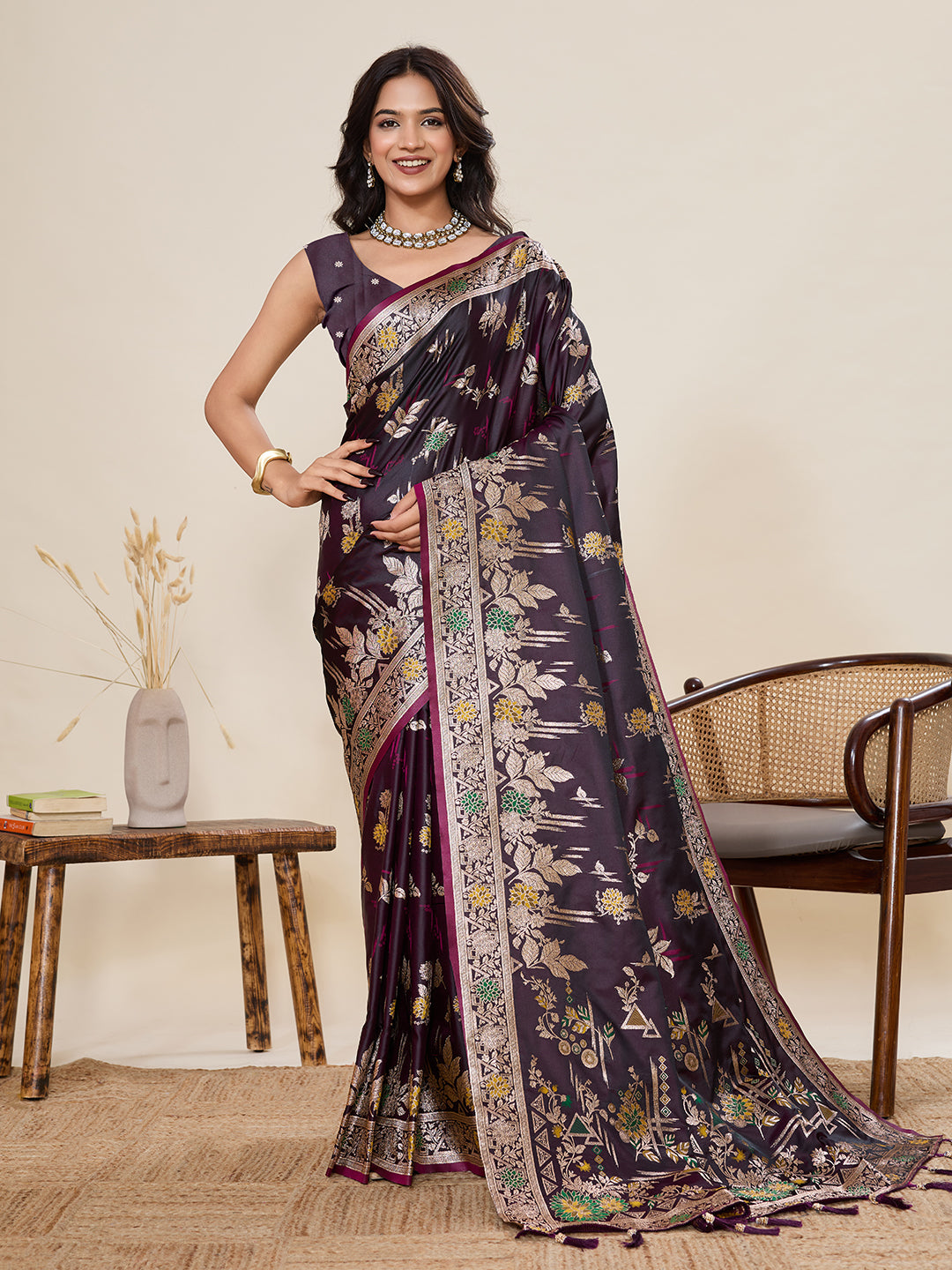 Vedant Vastram Soft Litchi Silk Banarasi Silk Jacquard Saree - Wine - Dista