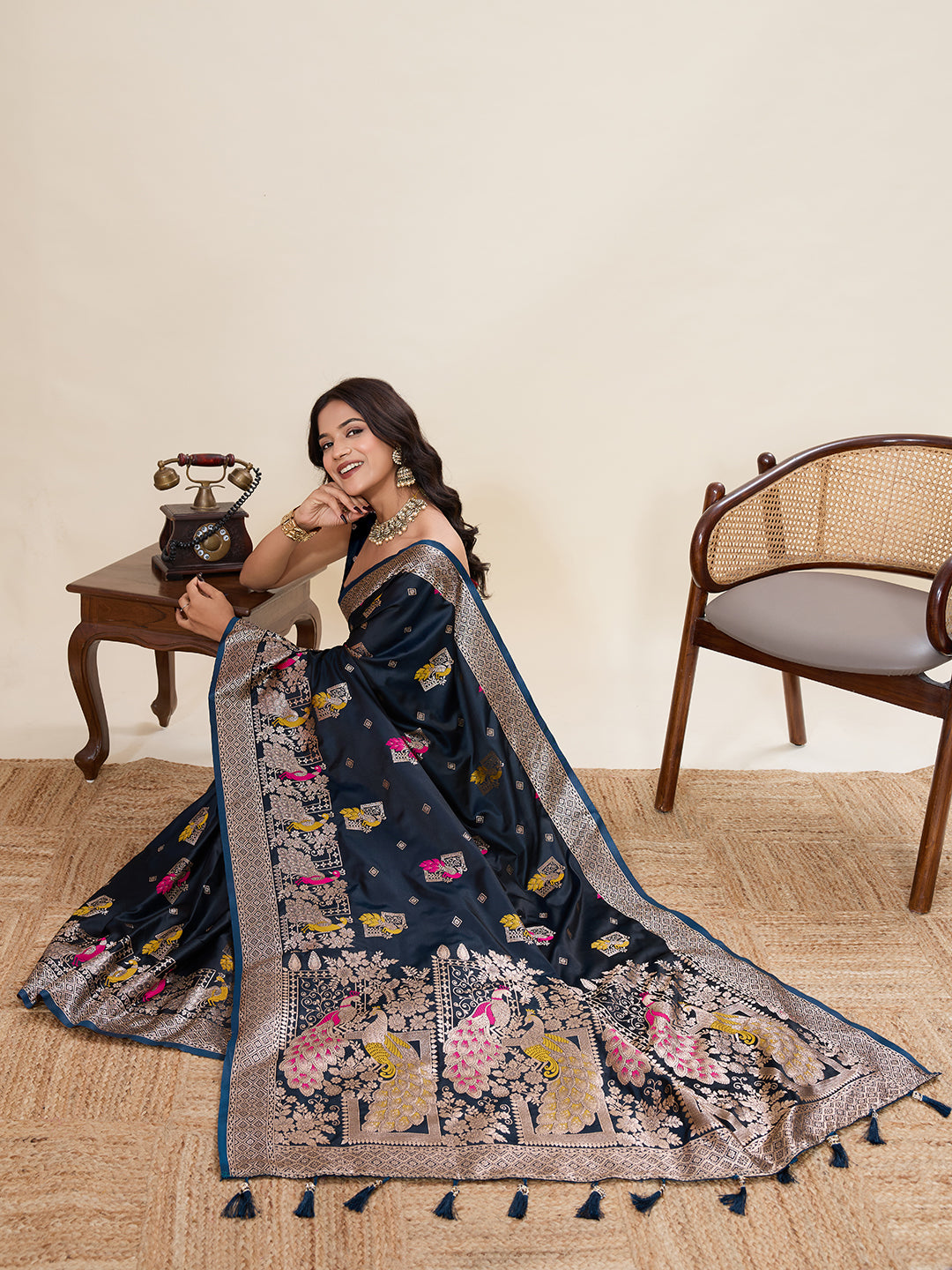 Vedant Vastram Soft Litchi Silk Banarasi Silk Jacquard Saree - Navy Blue - Dista