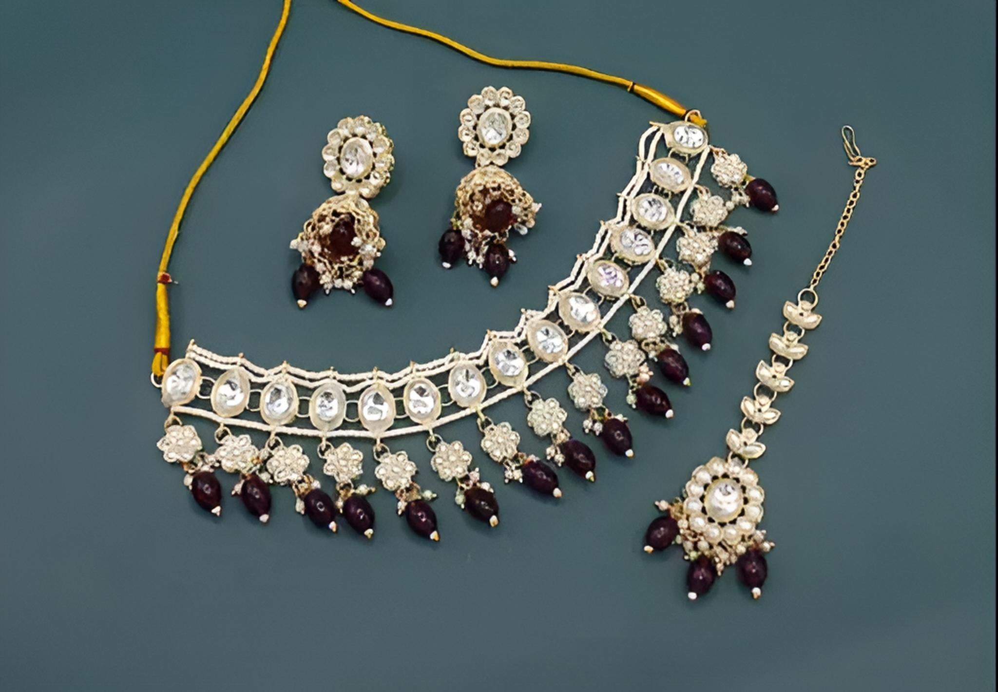 Jewel City Regal Diamond and Emerald Necklace Set - Exquisite Bridal and Formal Jewelry - Distacart
